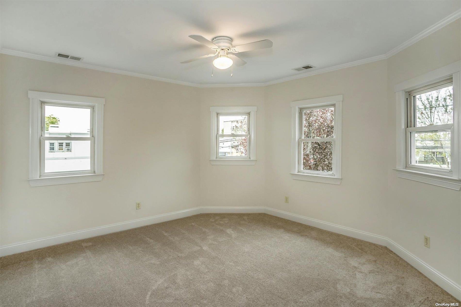 Single Family Bayles  Nassau County, NY 11050, MLS-L3581334-21