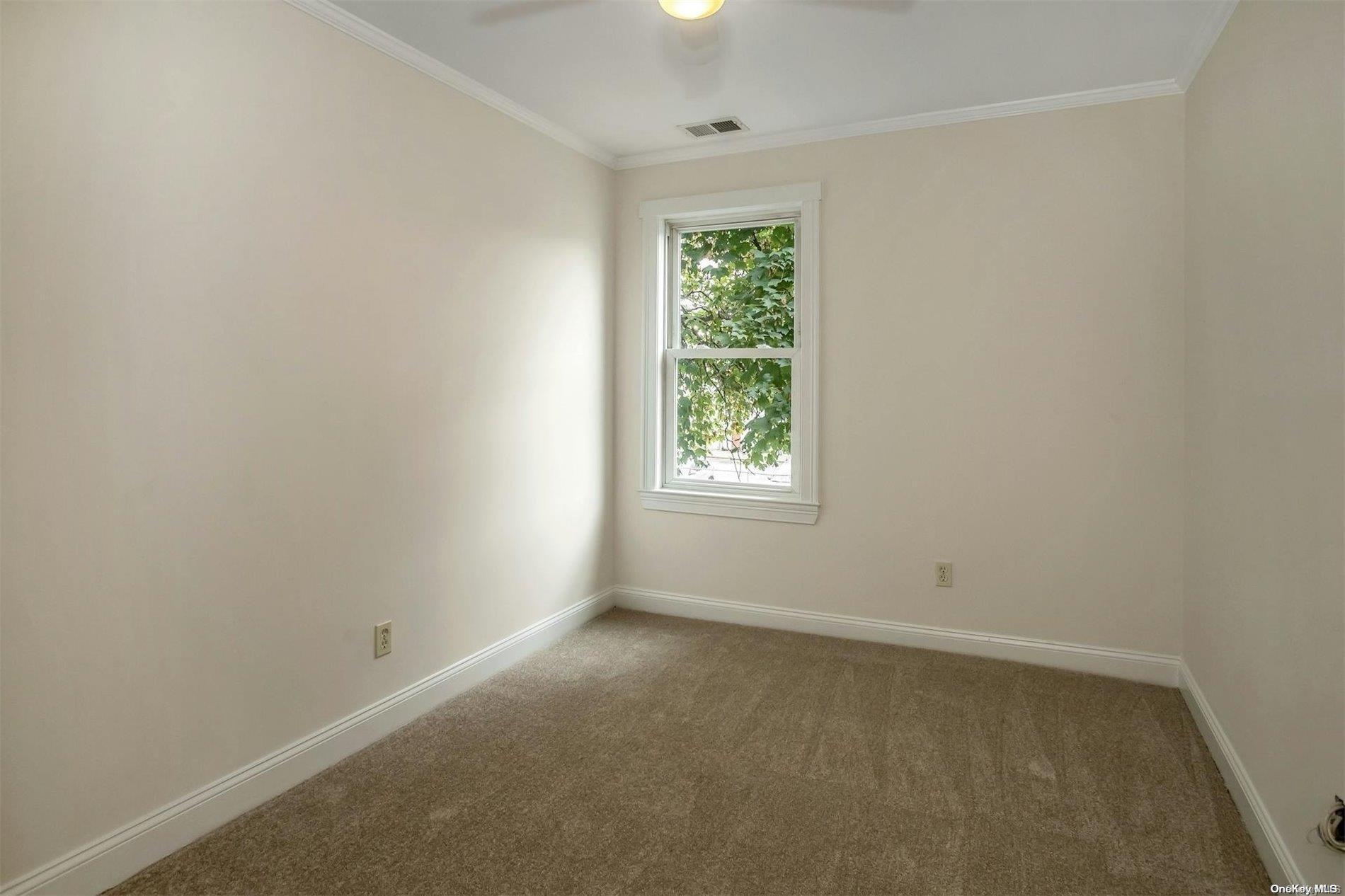 Single Family Bayles  Nassau County, NY 11050, MLS-L3581334-23