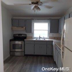 Single Family Meadow  Suffolk County, NY 11787, MLS-L3581433-13