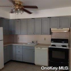 Single Family Meadow  Suffolk County, NY 11787, MLS-L3581433-3