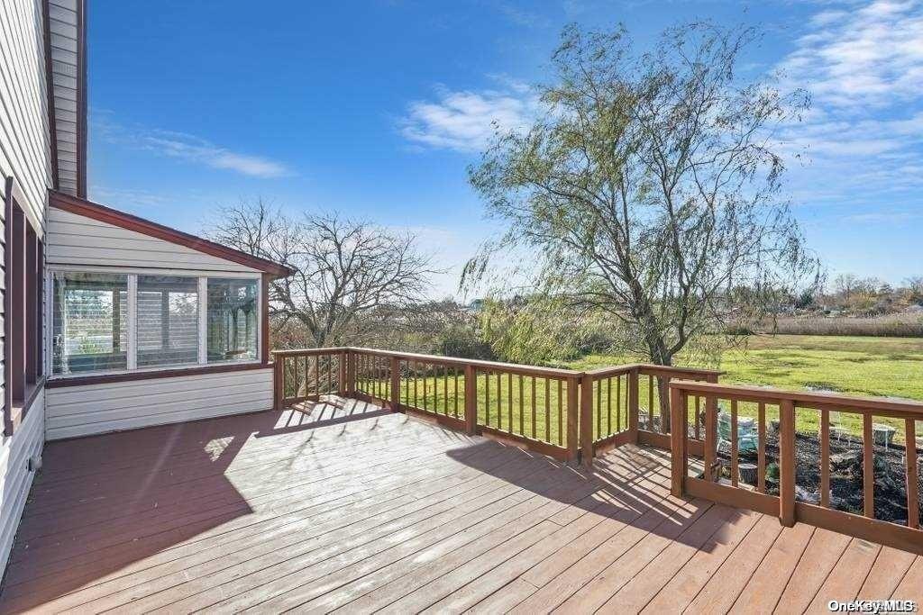 Single Family Elfin  Suffolk County, NY 11951, MLS-L3581827-4