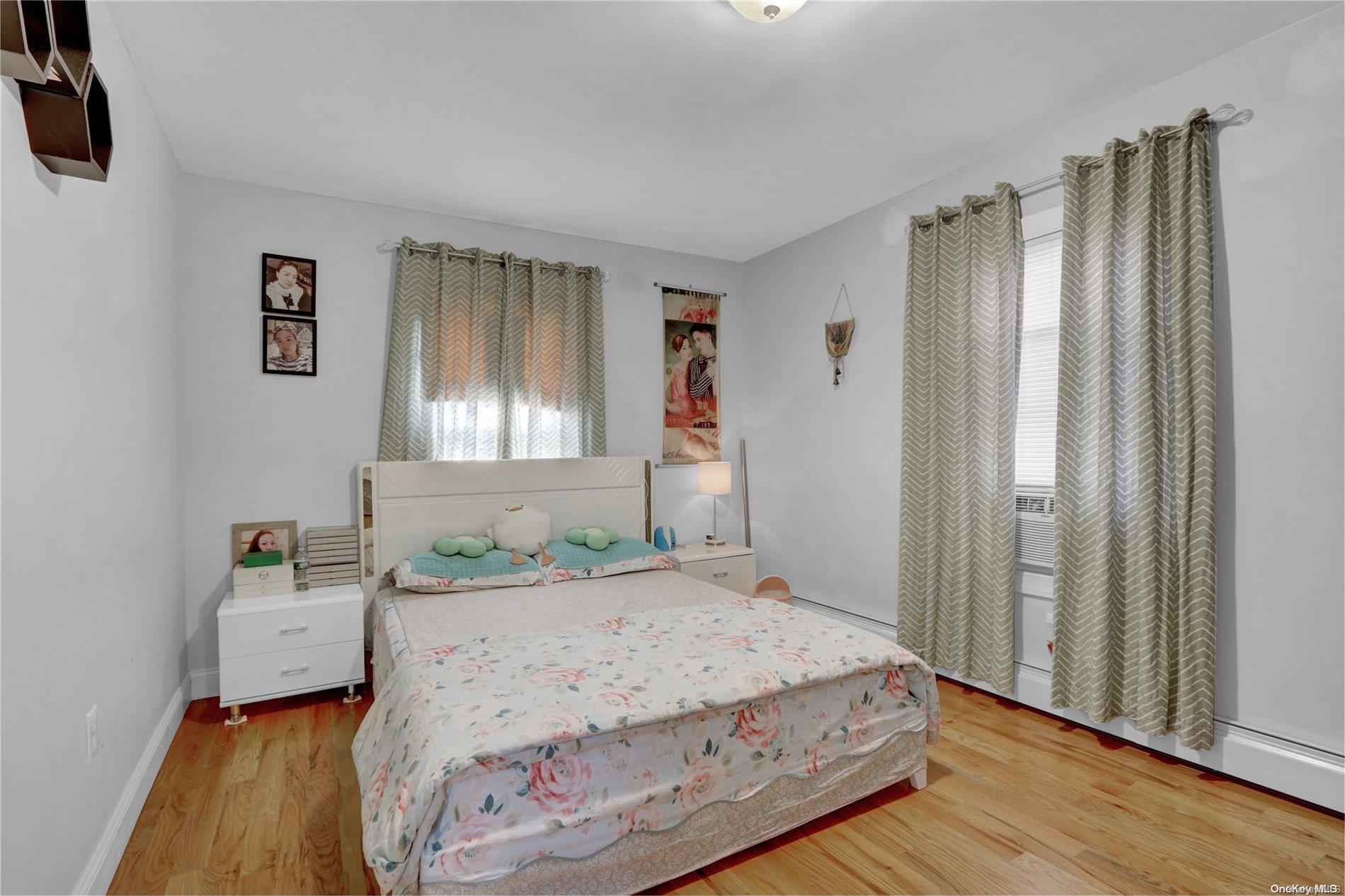 Single Family 111th  Queens, NY 11356, MLS-L3581844-10
