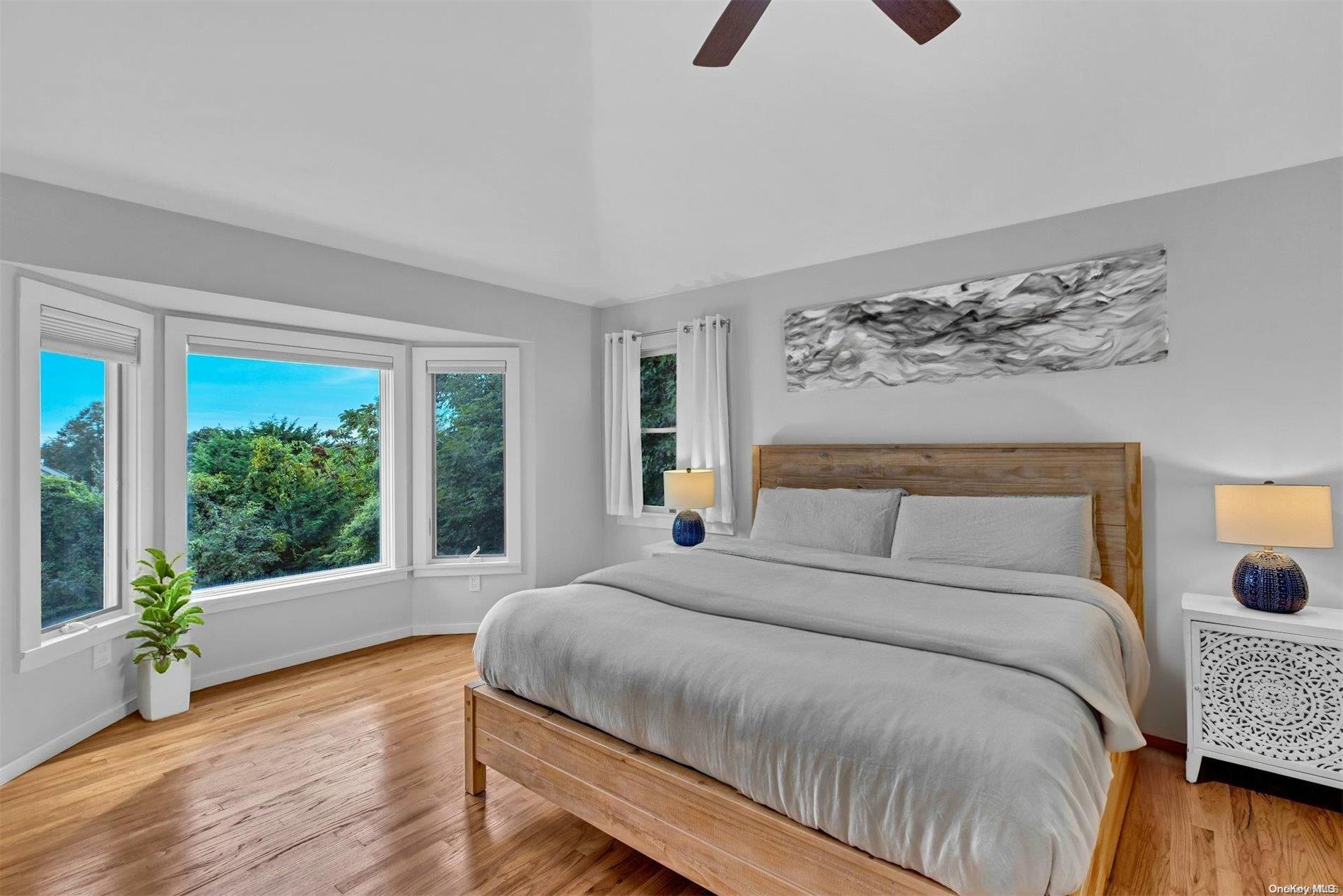 Single Family Oceanview  Suffolk County, NY 11946, MLS-L3581961-14