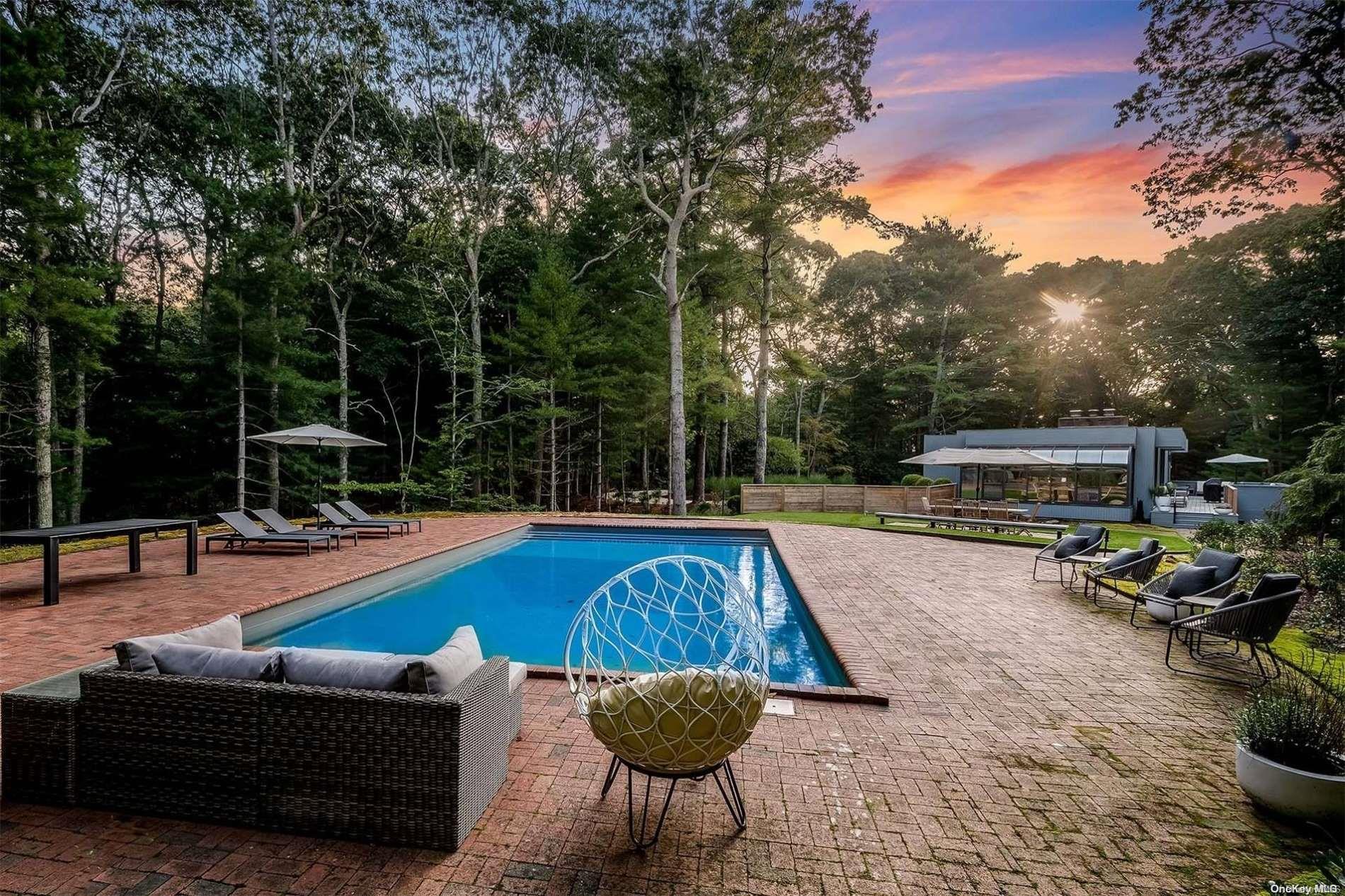 Single Family Stephen Hands Path  Suffolk County, NY 11937, MLS-L3582070-18