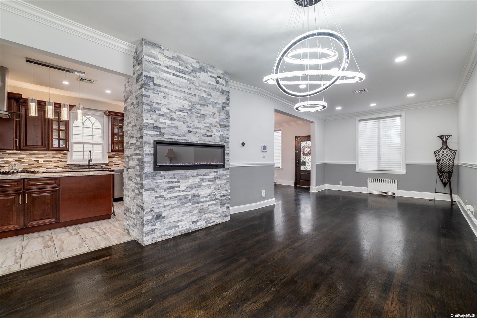 Single Family 211th  Queens, NY 11360, MLS-L3582098-10