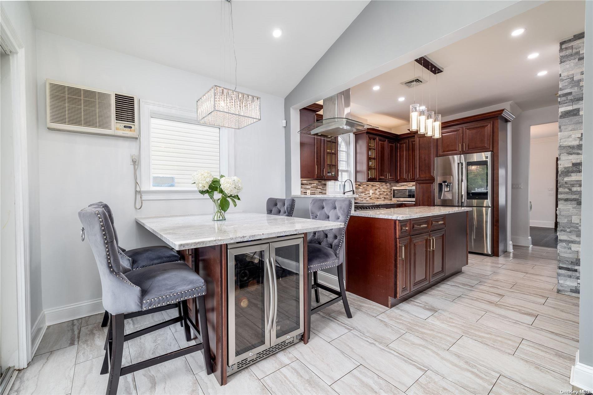 Single Family 211th  Queens, NY 11360, MLS-L3582098-8
