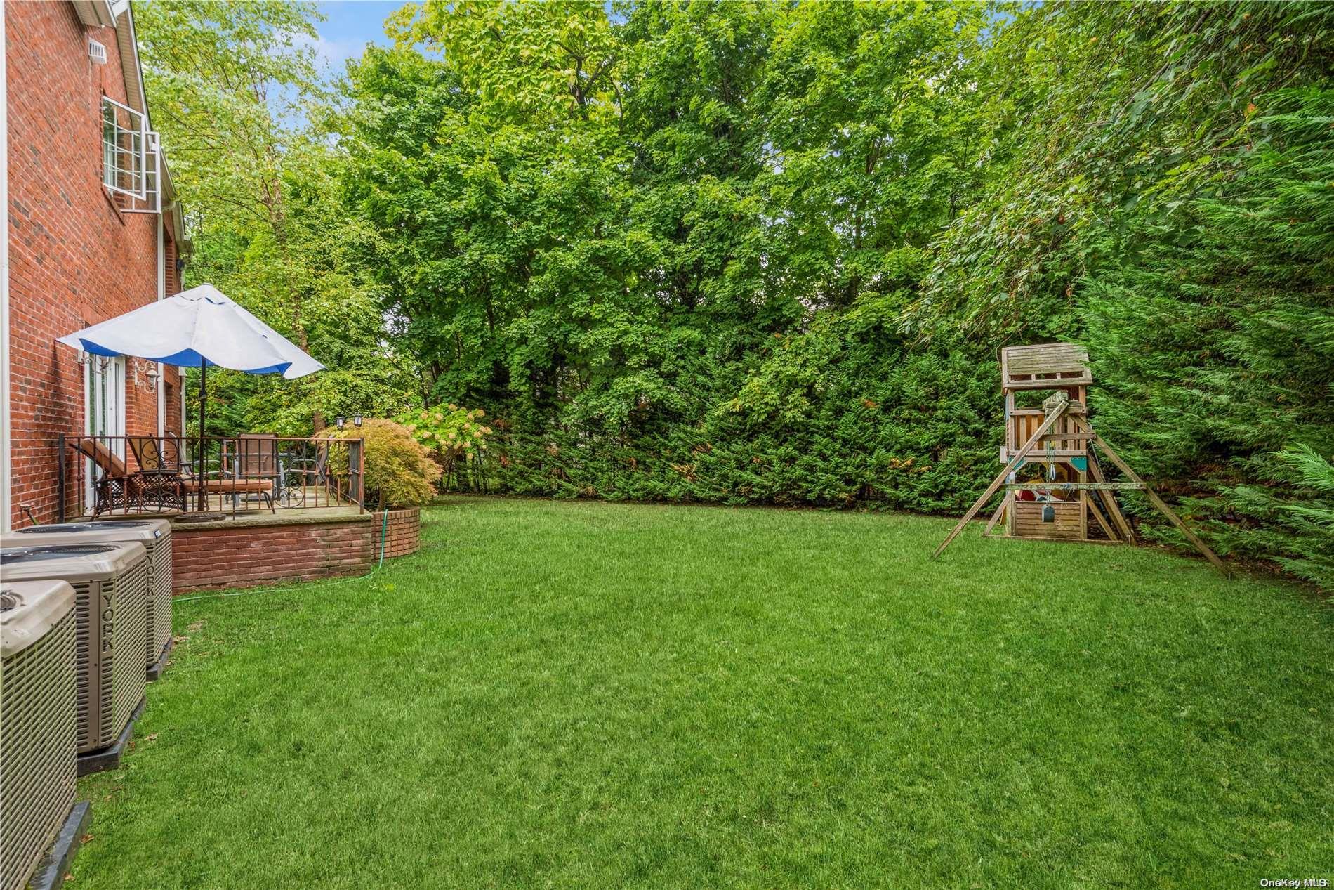 Single Family Willow  Nassau County, NY 11598, MLS-L3582189-34