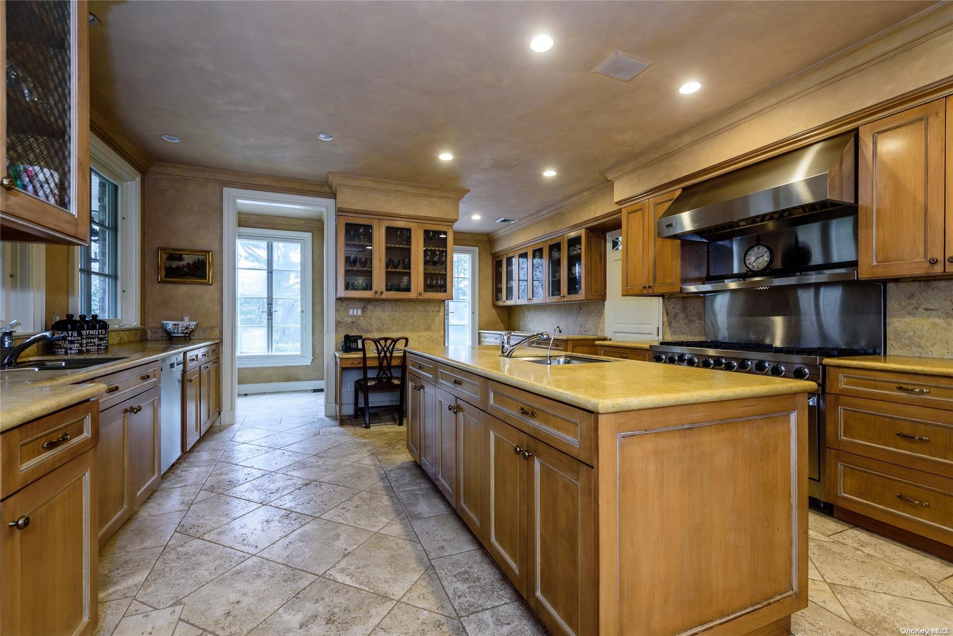 Single Family Cleft  Nassau County, NY 11765, MLS-L3582367-13