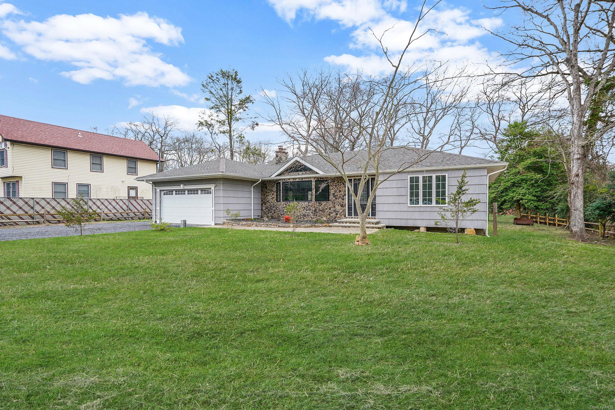 Single Family Southlawn  Suffolk County, NY 11722, MLS-L3582459-27