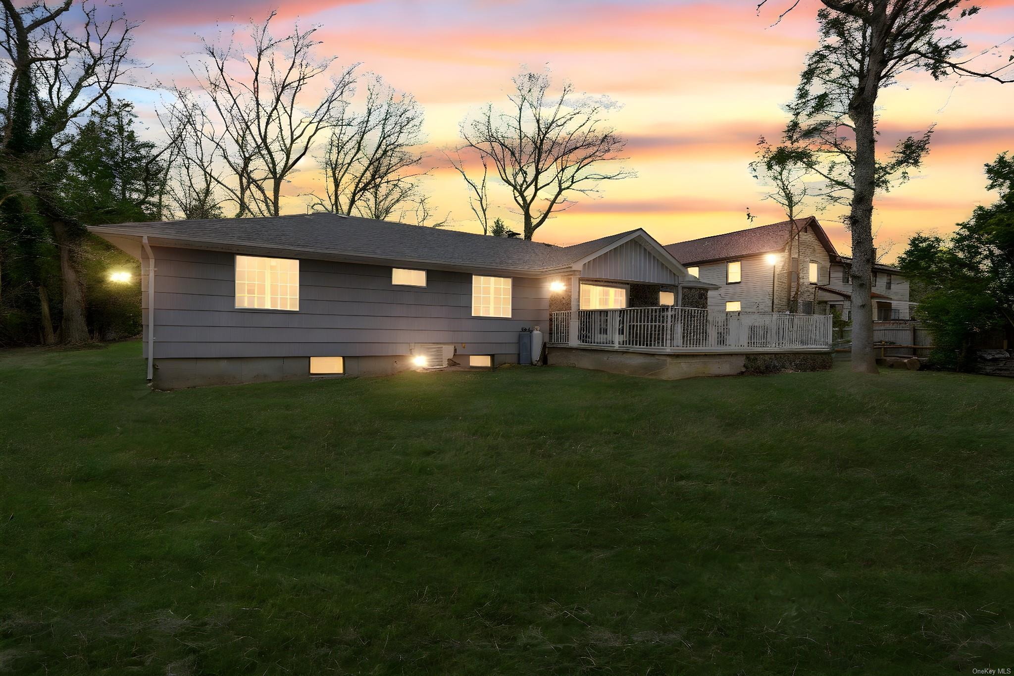 Single Family Southlawn  Suffolk County, NY 11722, MLS-L3582459-40