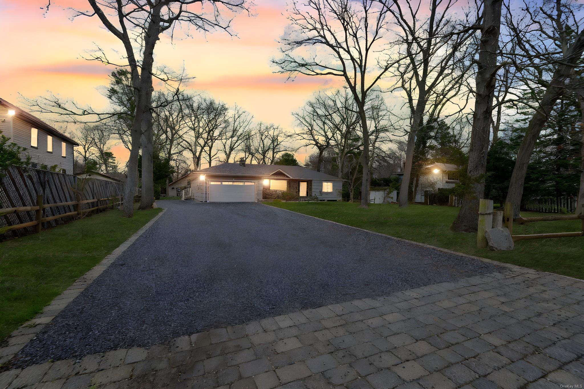 Single Family Southlawn  Suffolk County, NY 11722, MLS-L3582459-42
