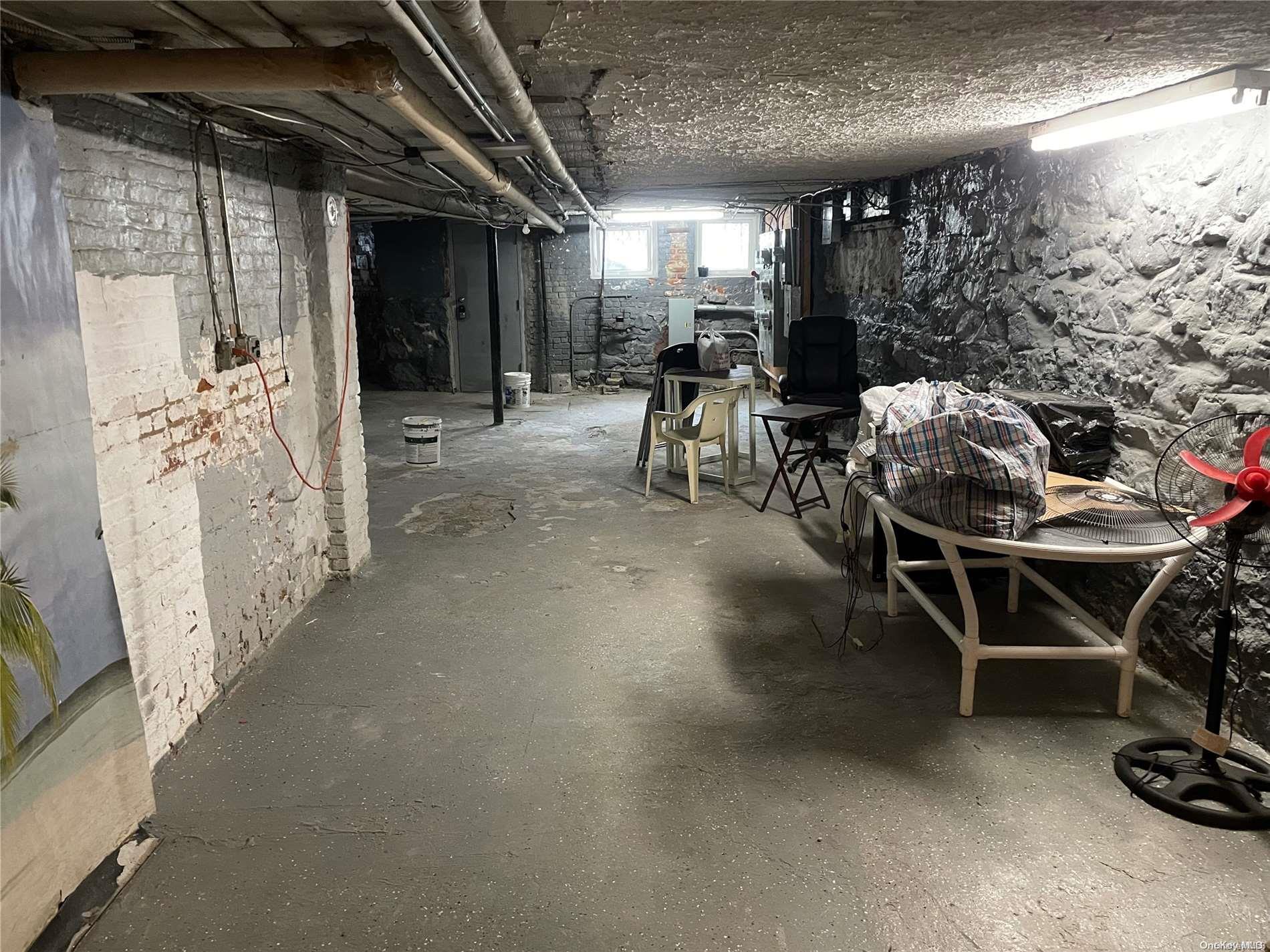 Commercial Sale Lincoln  Brooklyn, NY 11216, MLS-L3582628-4