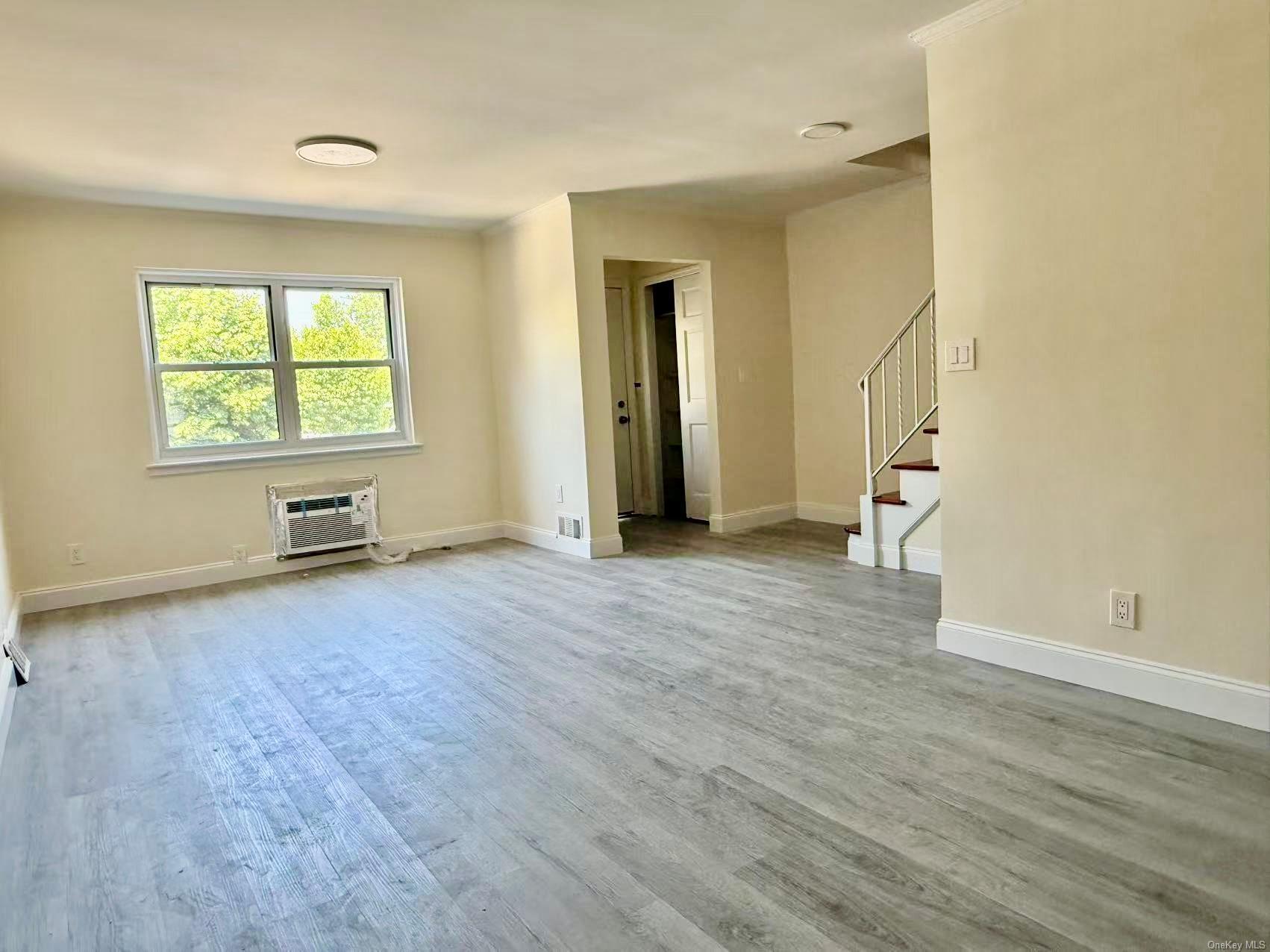 Single Family 58th  Queens, NY 11355, MLS-L3582719-5