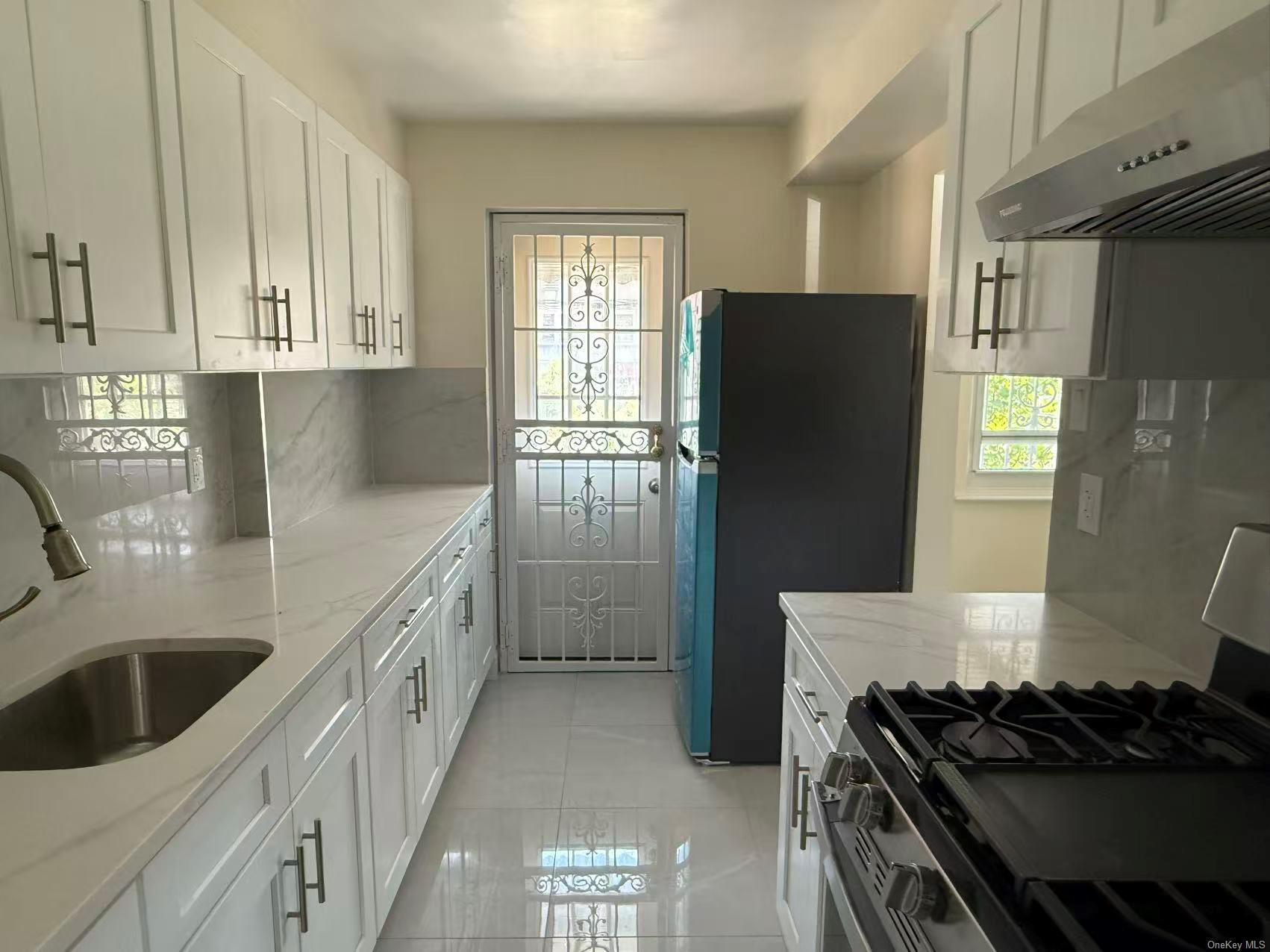 Single Family 58th  Queens, NY 11355, MLS-L3582719-6