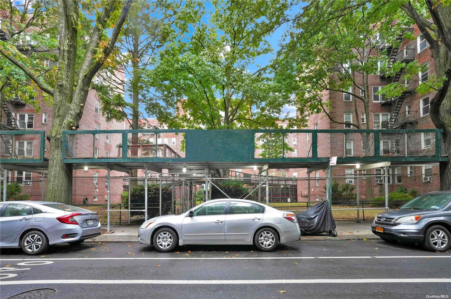 Coop 75th  Queens, NY 11372, MLS-L3582739-2