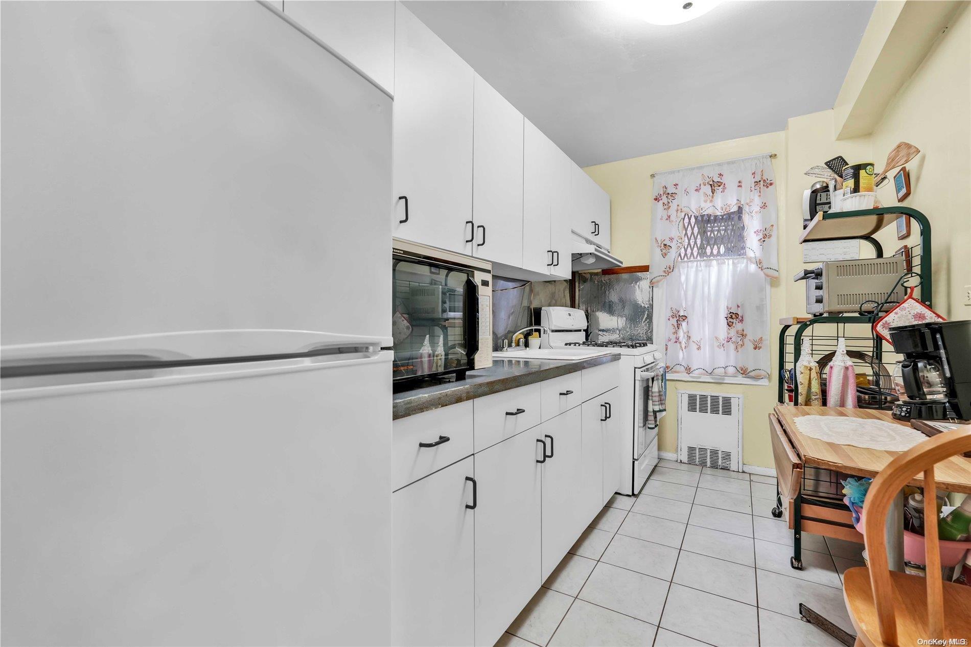 Coop 75th  Queens, NY 11372, MLS-L3582739-4