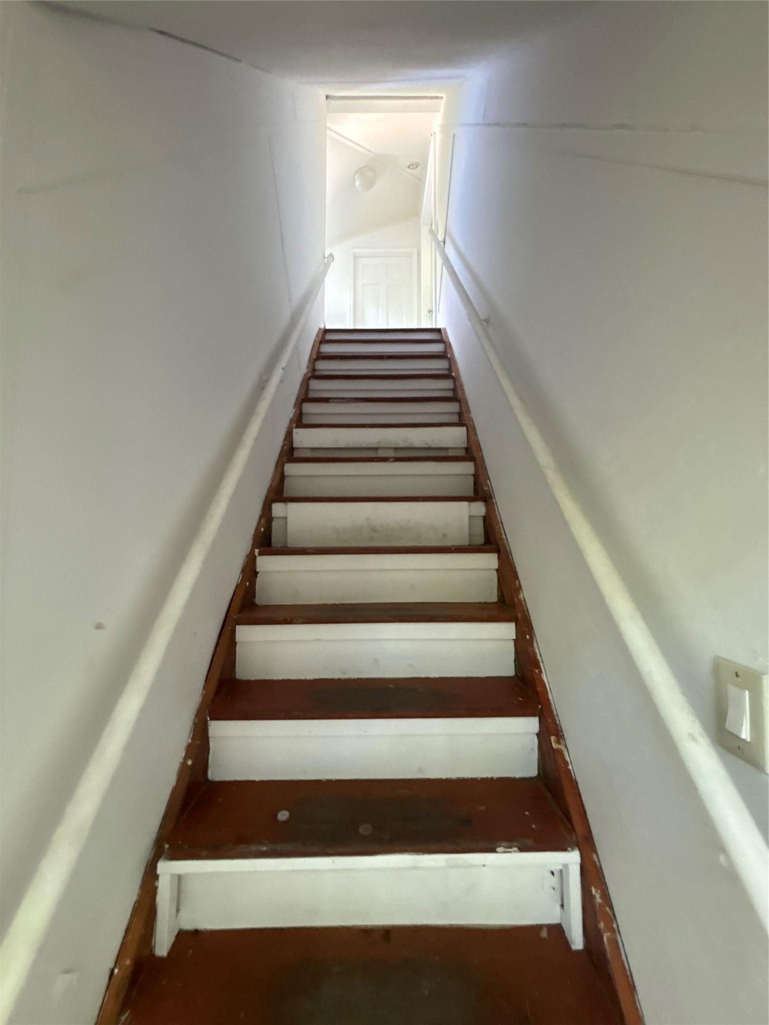 Single Family Halsey Suffolk County, NY 11968, MLS-L3582974-25