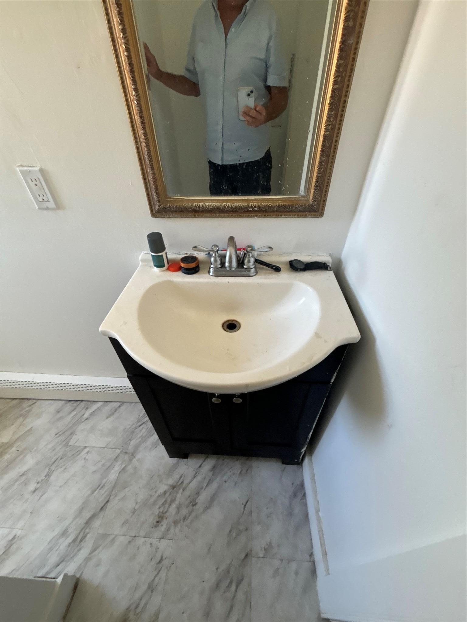 Single Family Halsey Suffolk County, NY 11968, MLS-L3582974-29