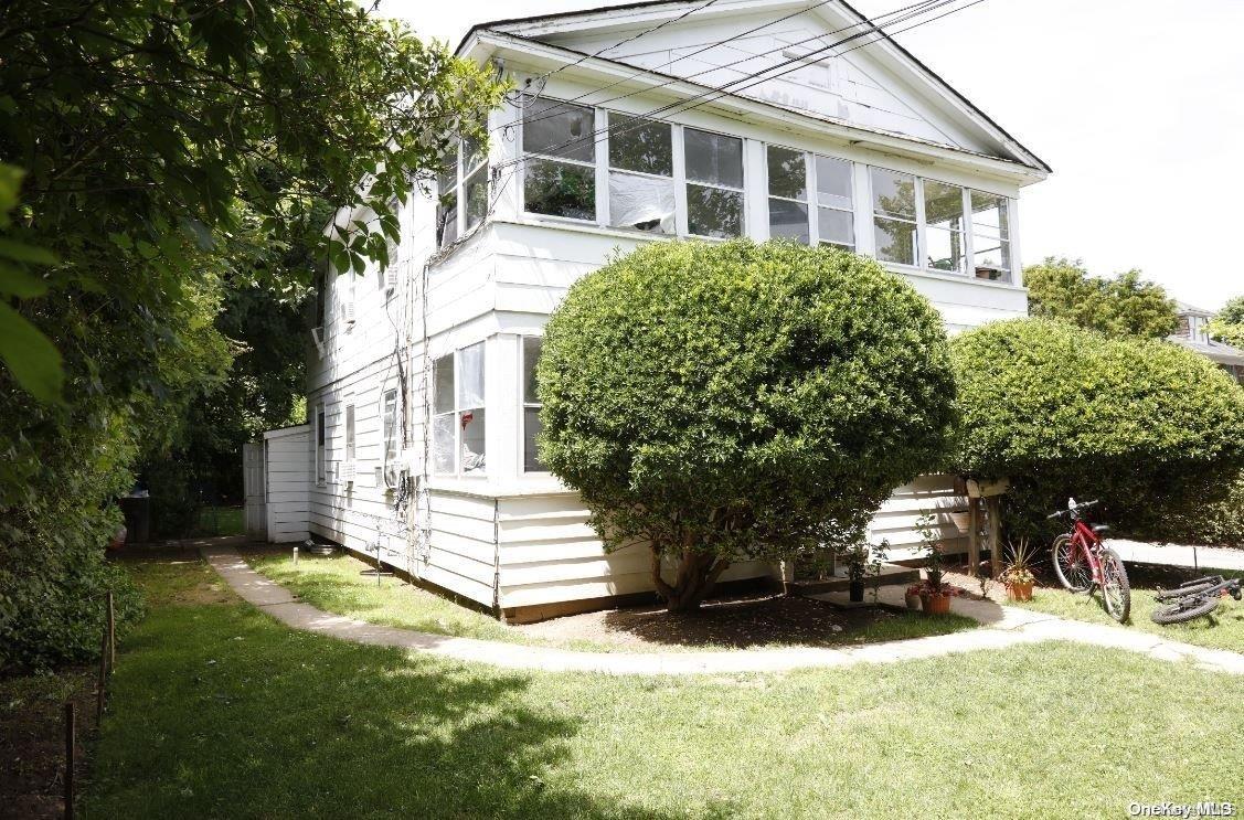 Single Family Halsey  Suffolk County, NY 11968, MLS-L3582974-3