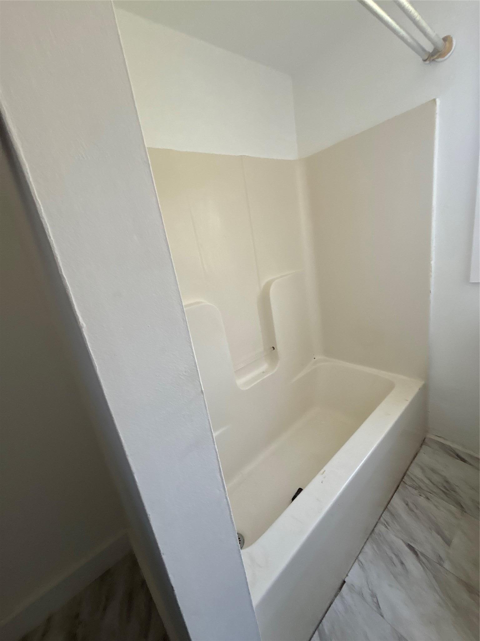 Single Family Halsey  Suffolk County, NY 11968, MLS-L3582974-30