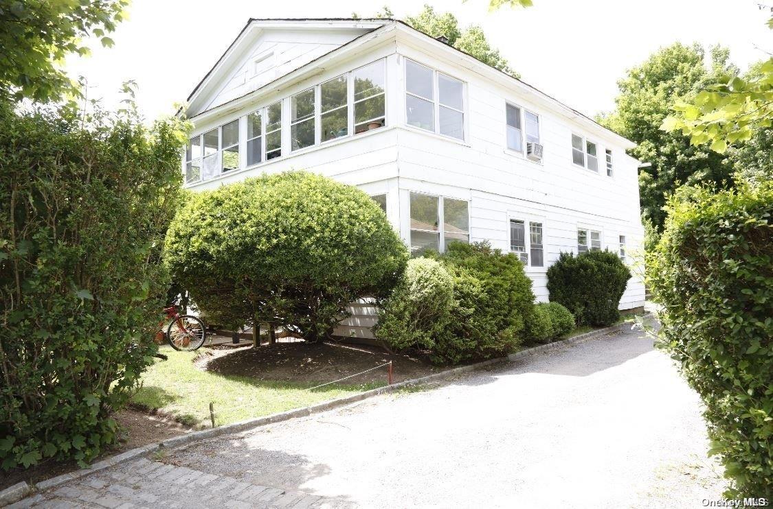 Single Family Halsey  Suffolk County, NY 11968, MLS-L3582974-9