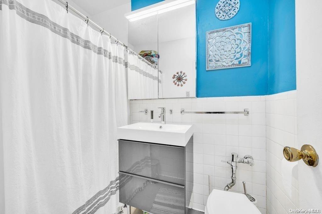 Coop Shore  Brooklyn, NY 11209, MLS-L3583138-16