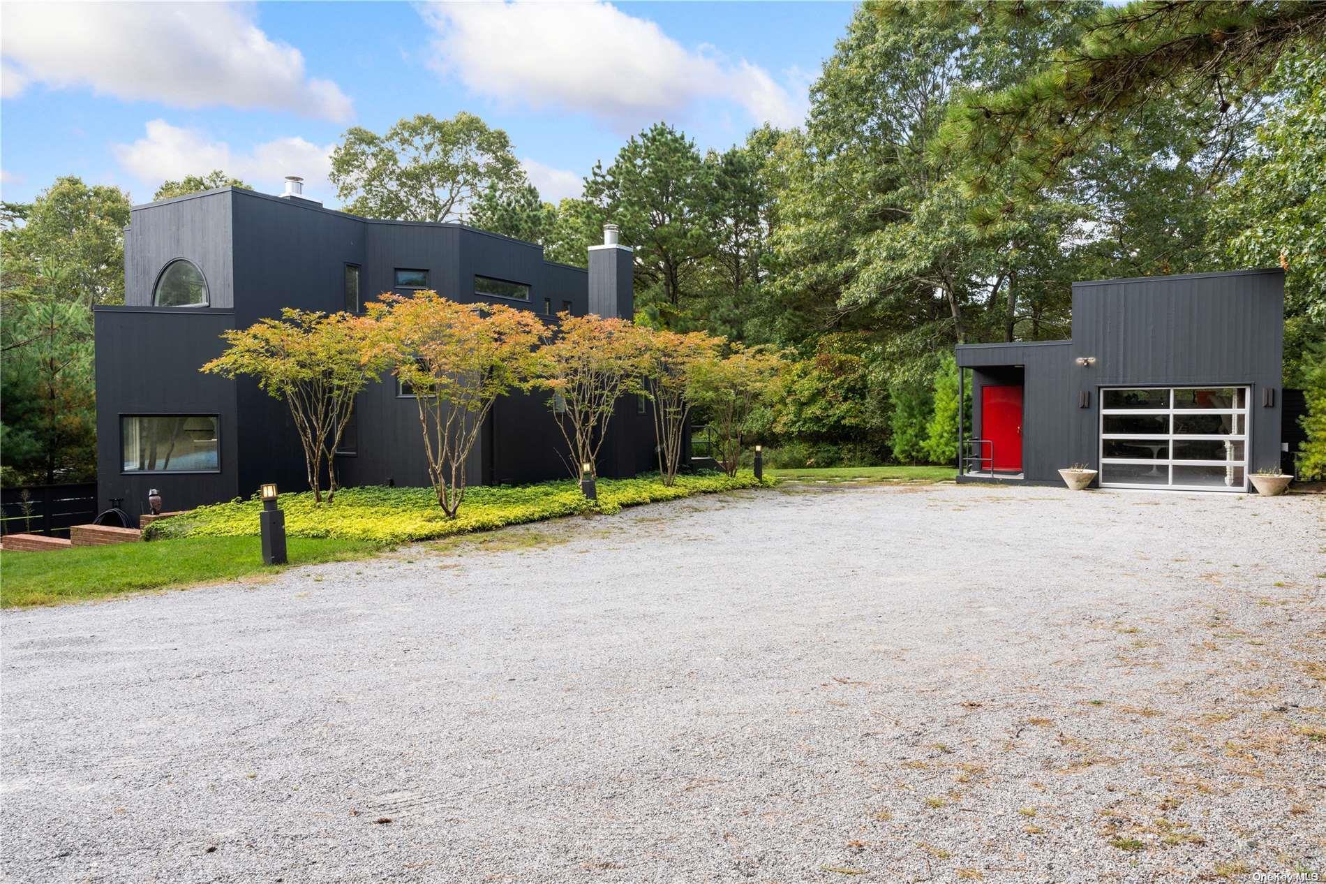 Single Family Pleasure  Suffolk County, NY 11901, MLS-L3583735-2