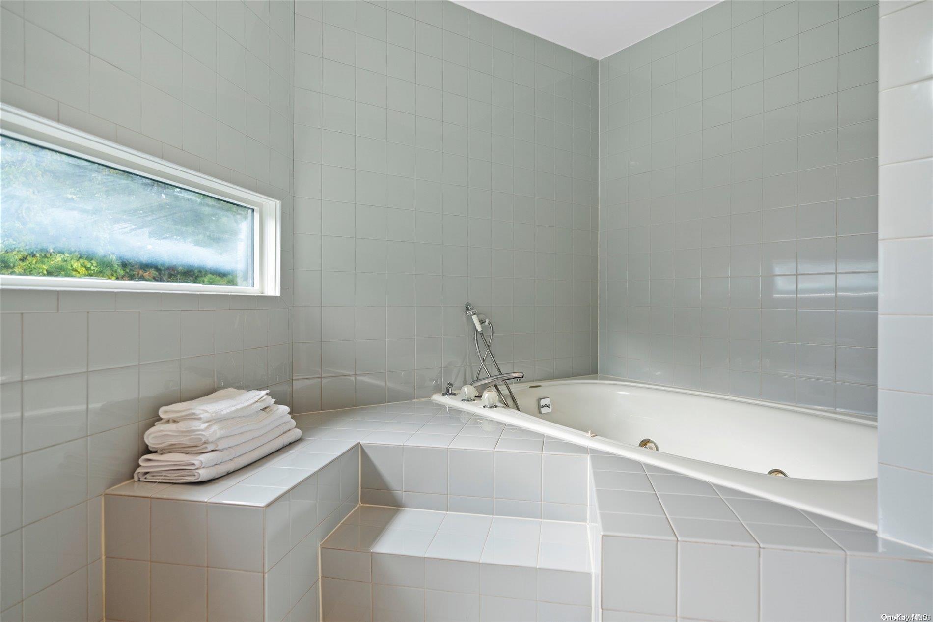Single Family Pleasure  Suffolk County, NY 11901, MLS-L3583735-26