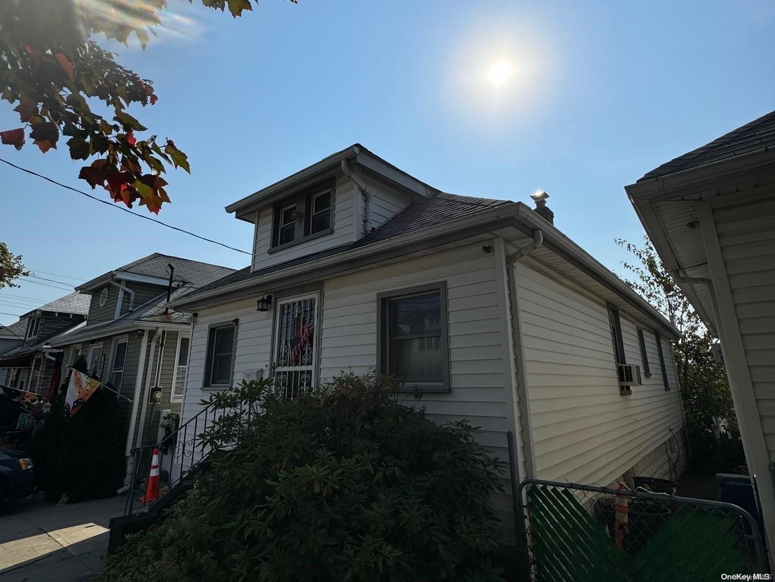Single Family 26th  Queens, NY 11354, MLS-L3584001-2