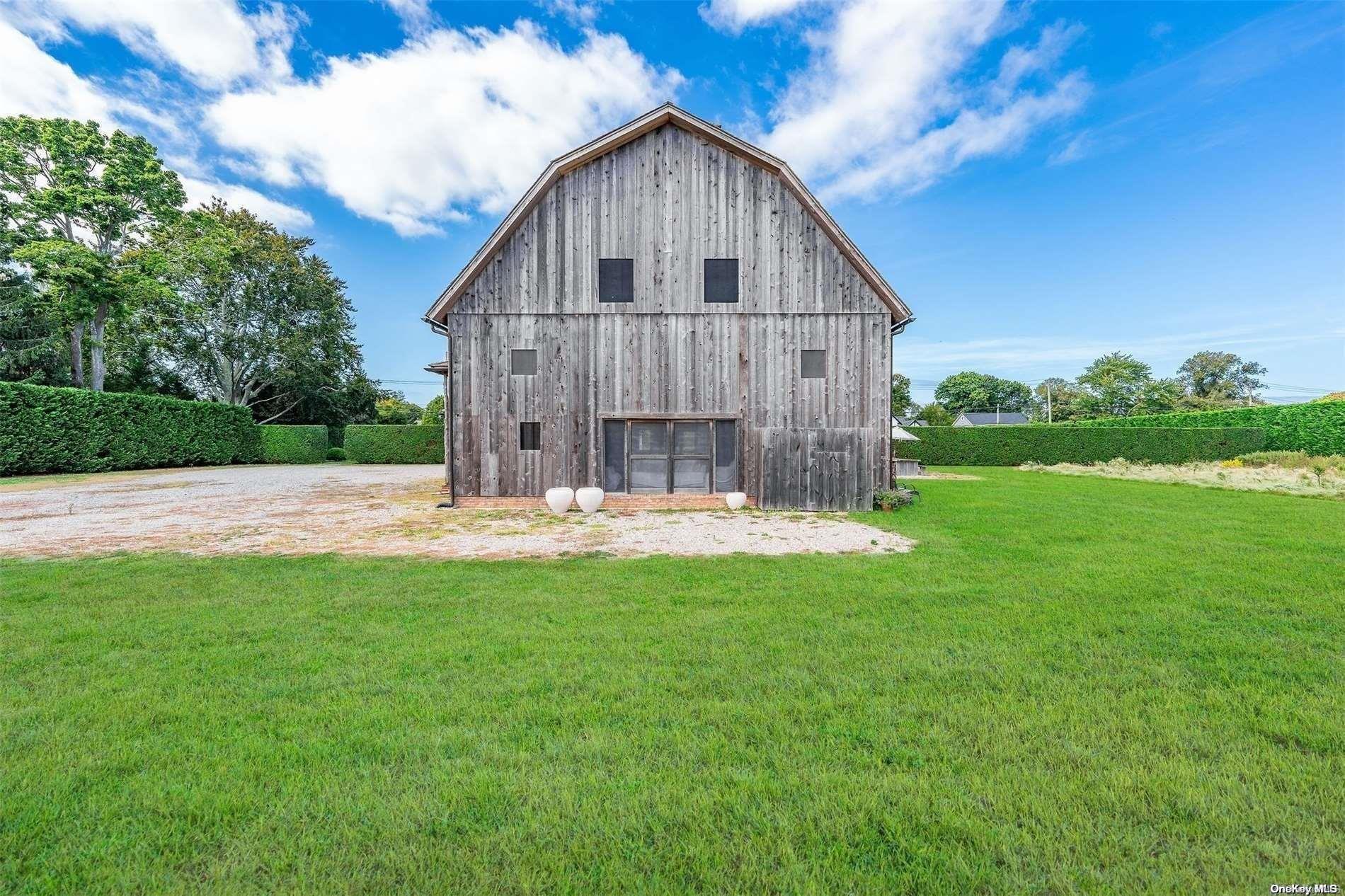 Single Family Main  Suffolk County, NY 11935, MLS-L3584002-21