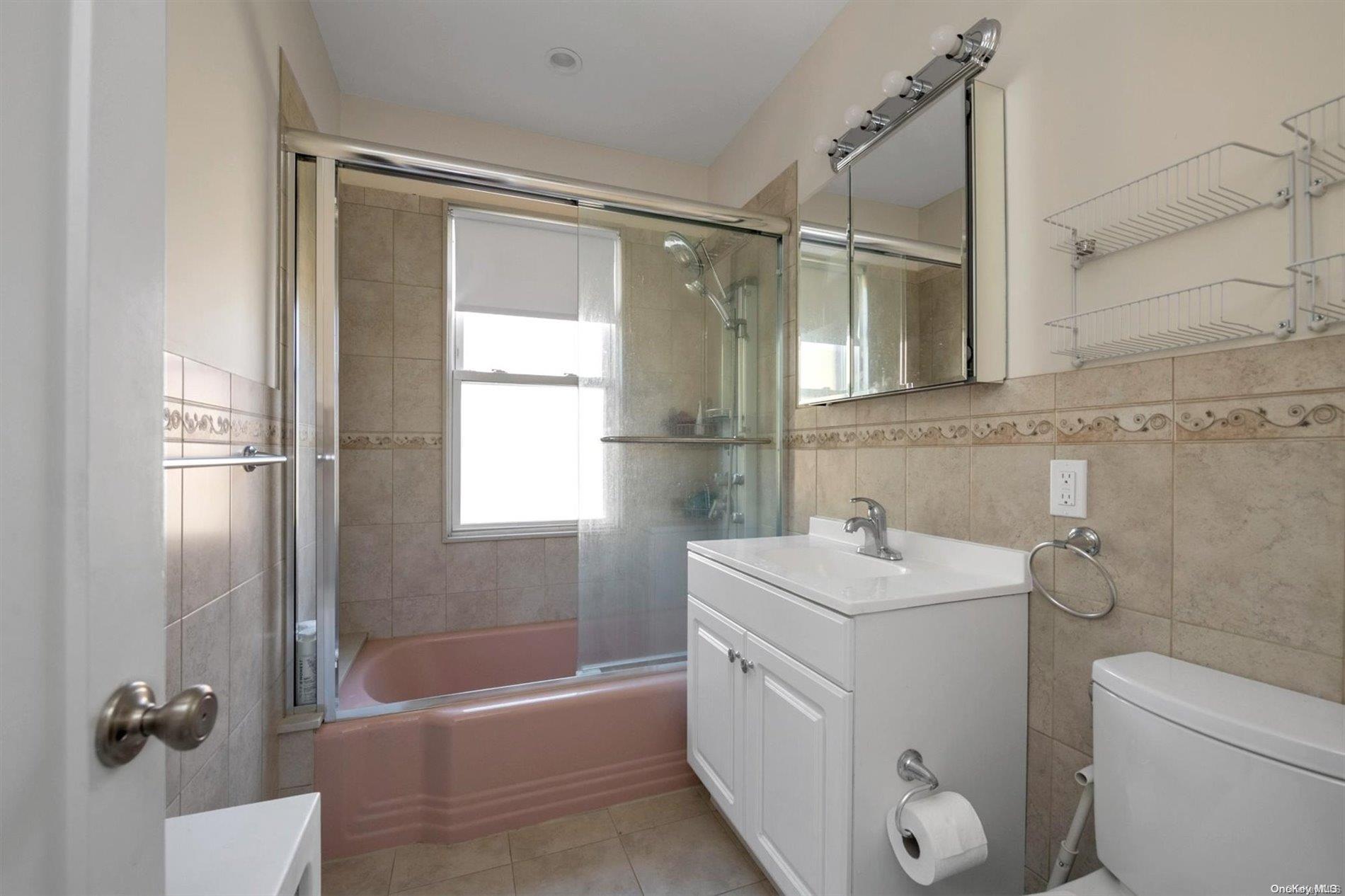 Single Family 82nd  Queens, NY 11435, MLS-L3584068-18