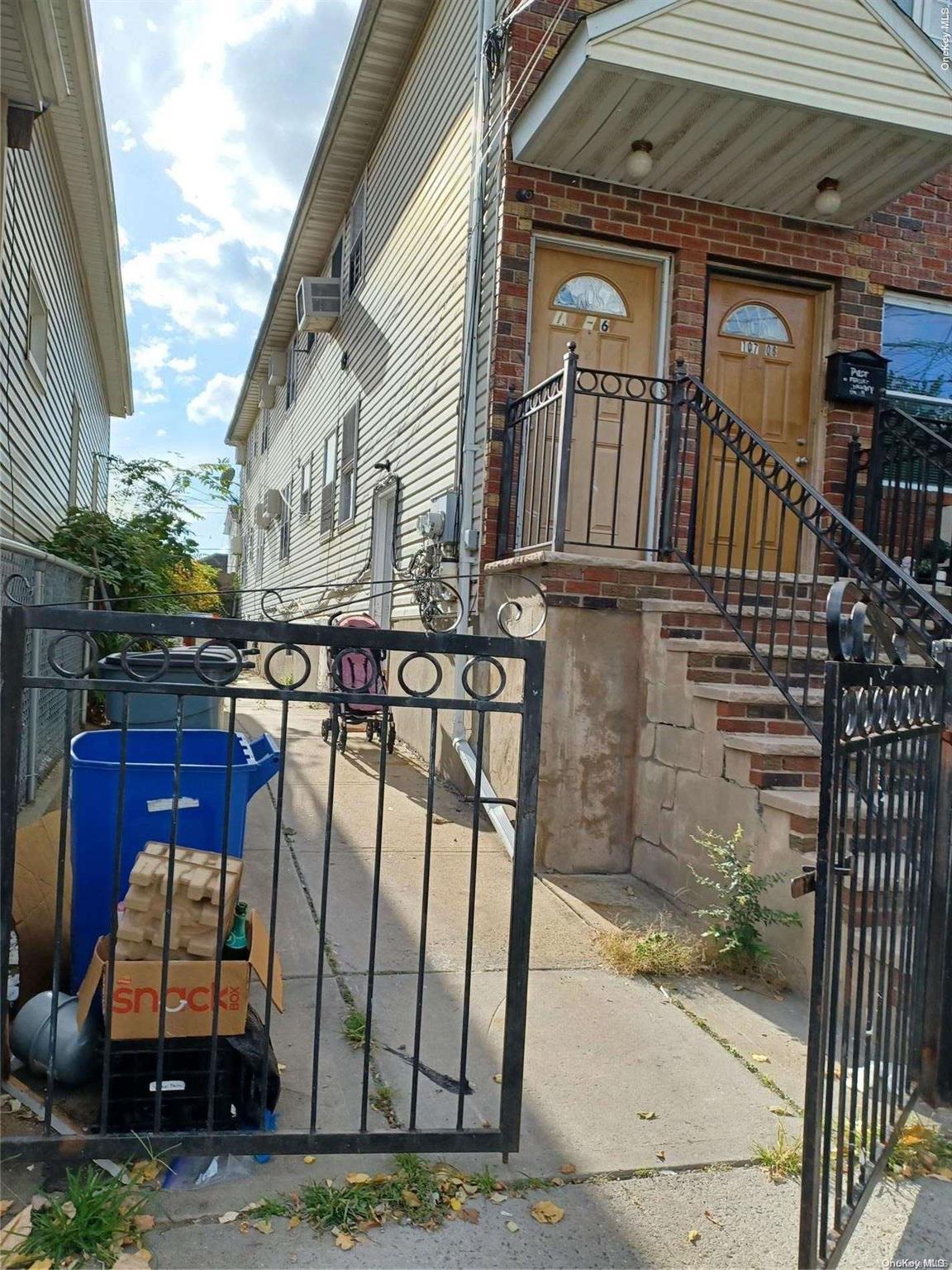 Single Family 165th  Queens, NY 11433, MLS-L3584078-3
