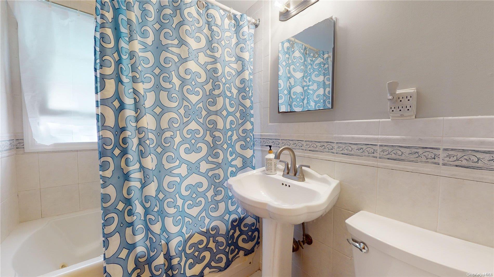Single Family Heather  Suffolk County, NY 11960, MLS-L3584292-17