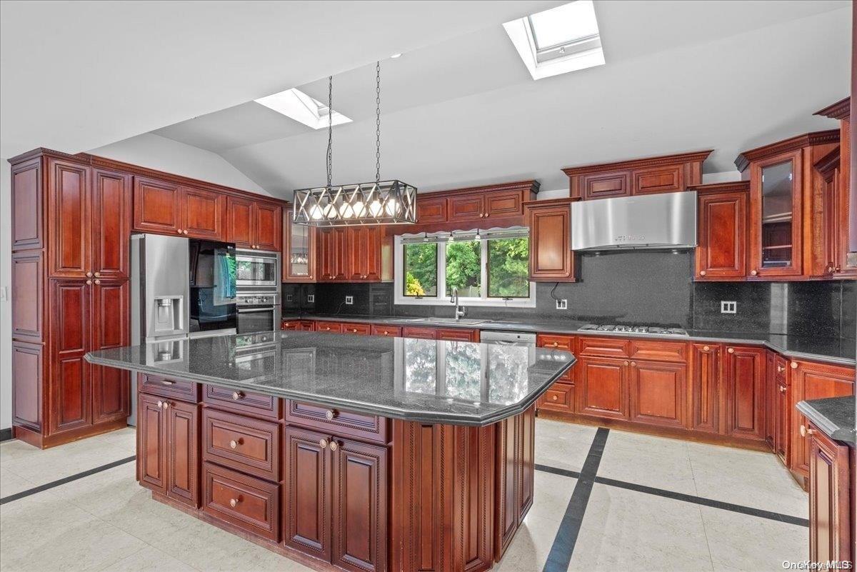 Single Family Hempstead  Nassau County, NY 11771, MLS-L3584344-10