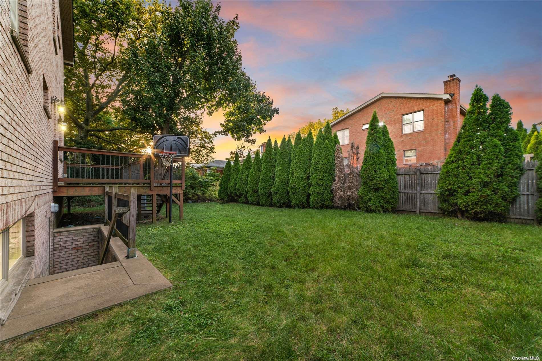 Single Family 86th  Queens, NY 11427, MLS-L3584566-23
