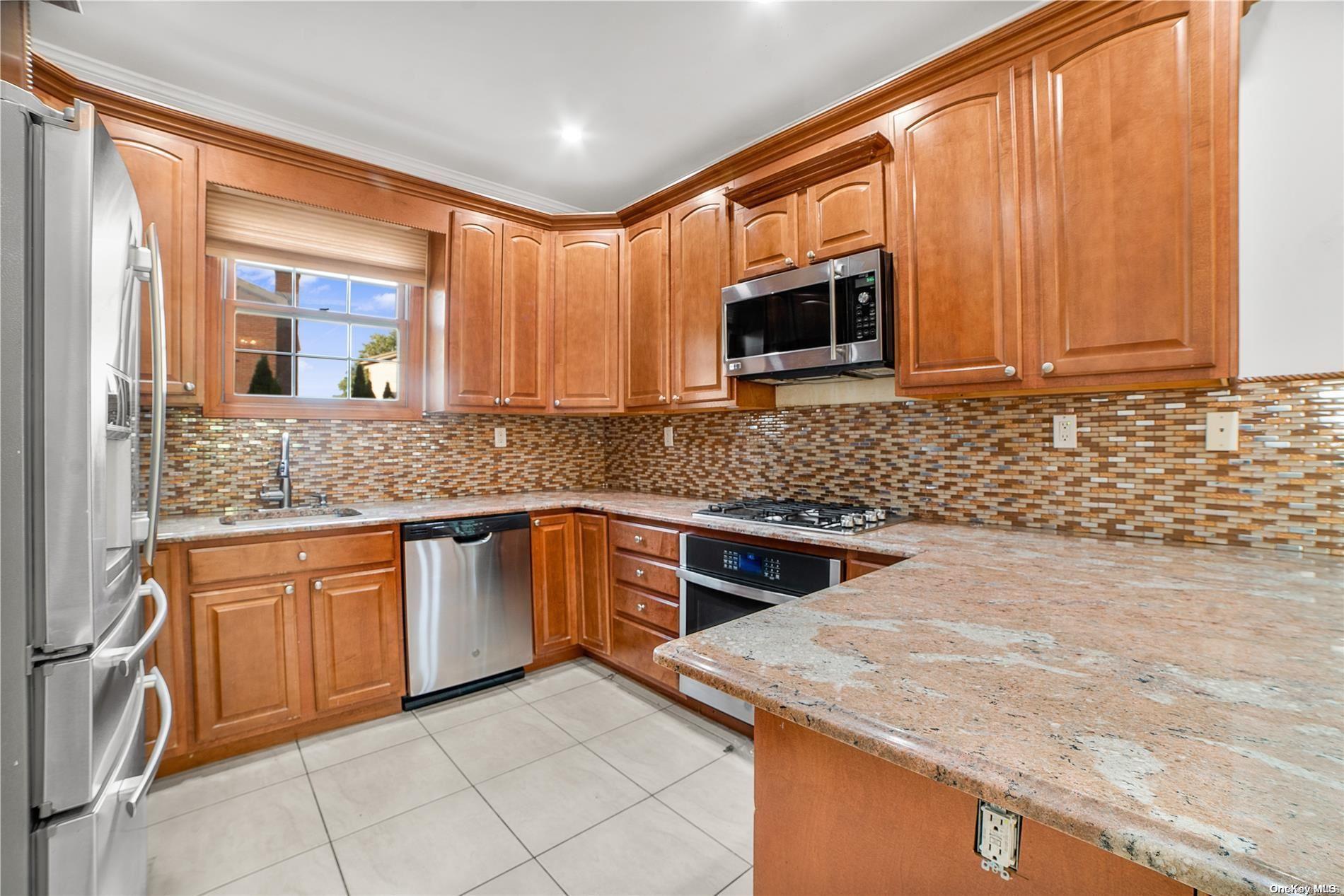 Single Family 86th  Queens, NY 11427, MLS-L3584566-5