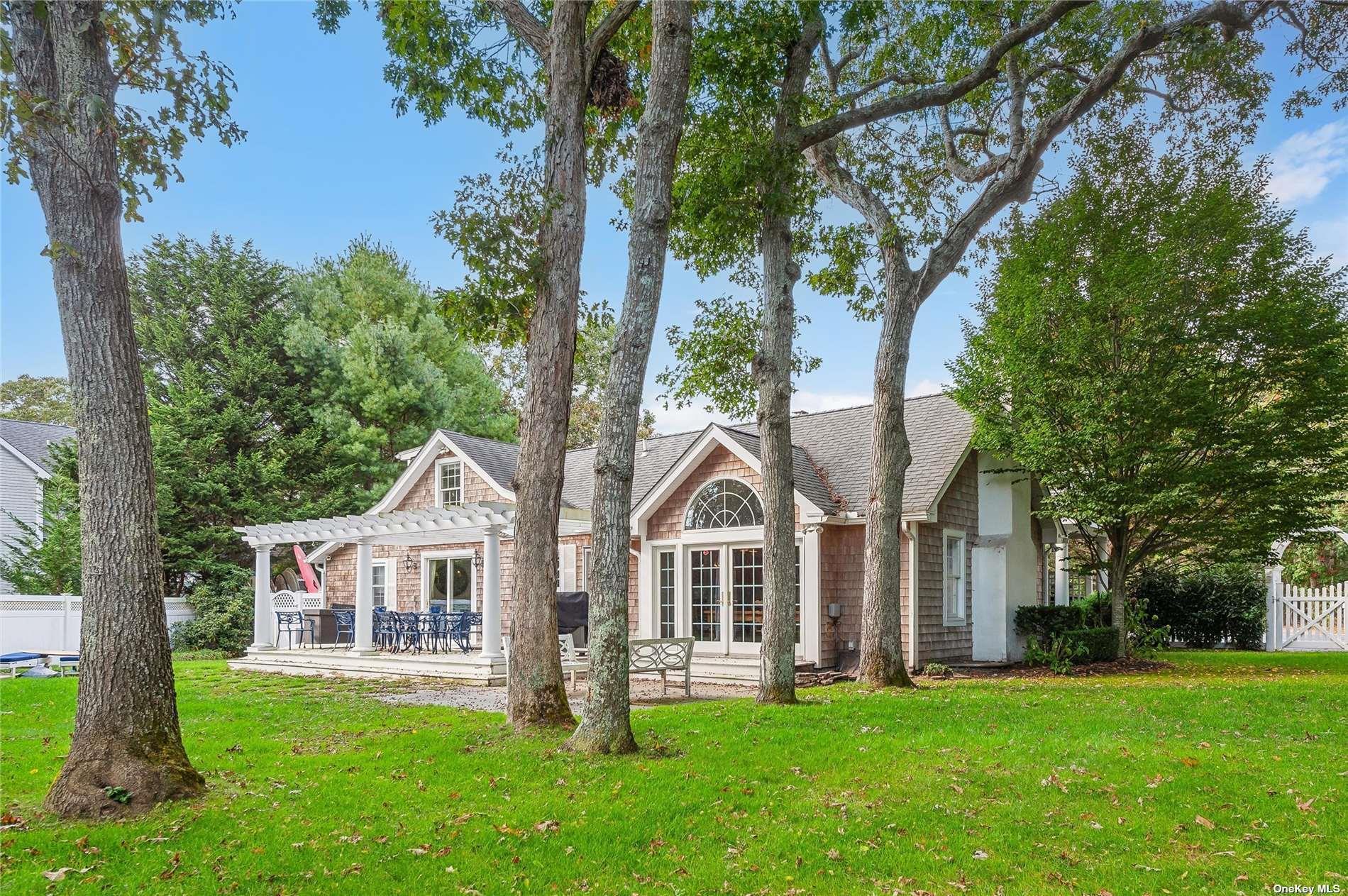 Single Family Montauk Highway Suffolk County, NY 11978, MLS-L3584784-28