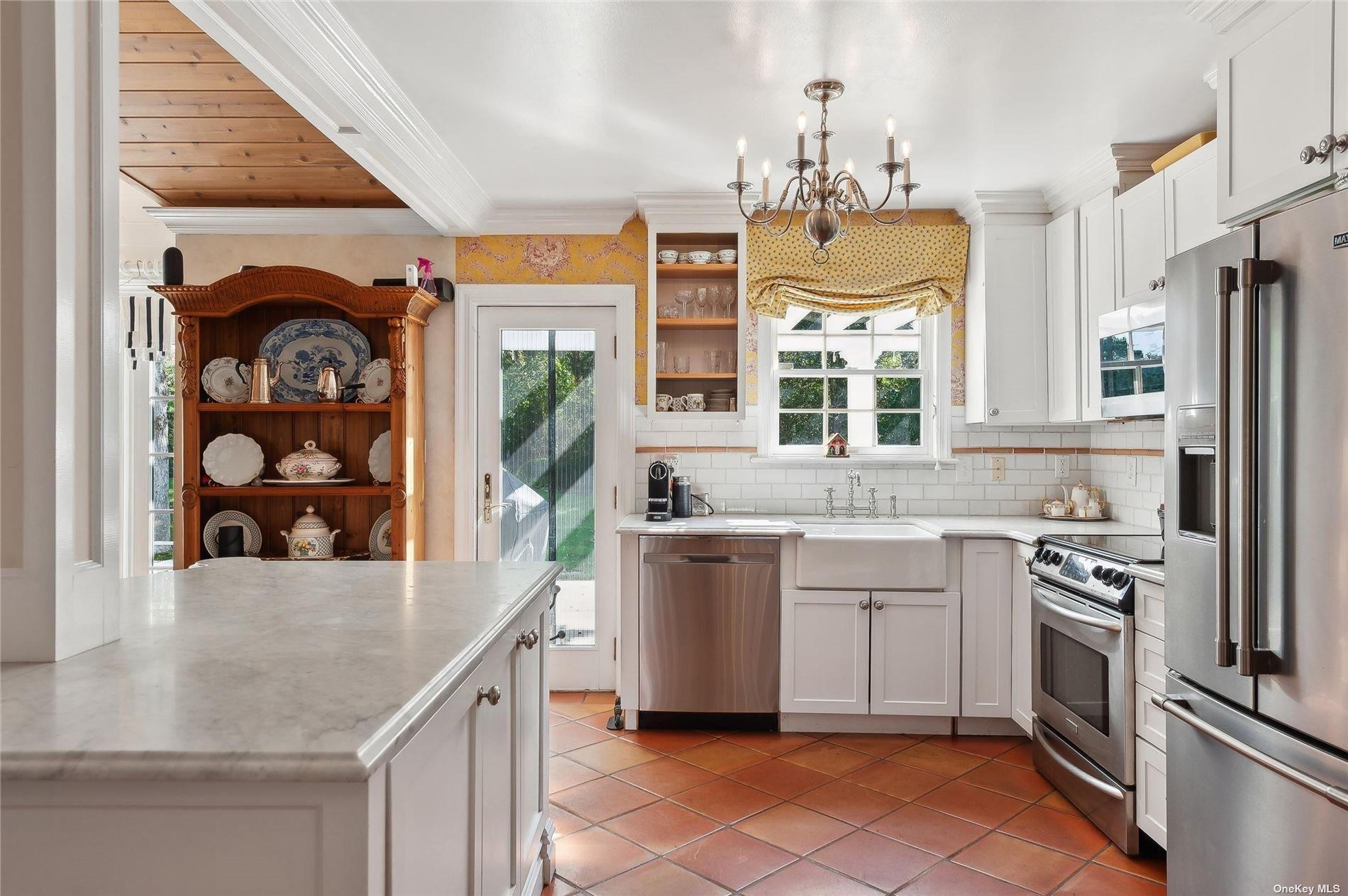 Single Family Montauk Highway Suffolk County, NY 11978, MLS-L3584784-5