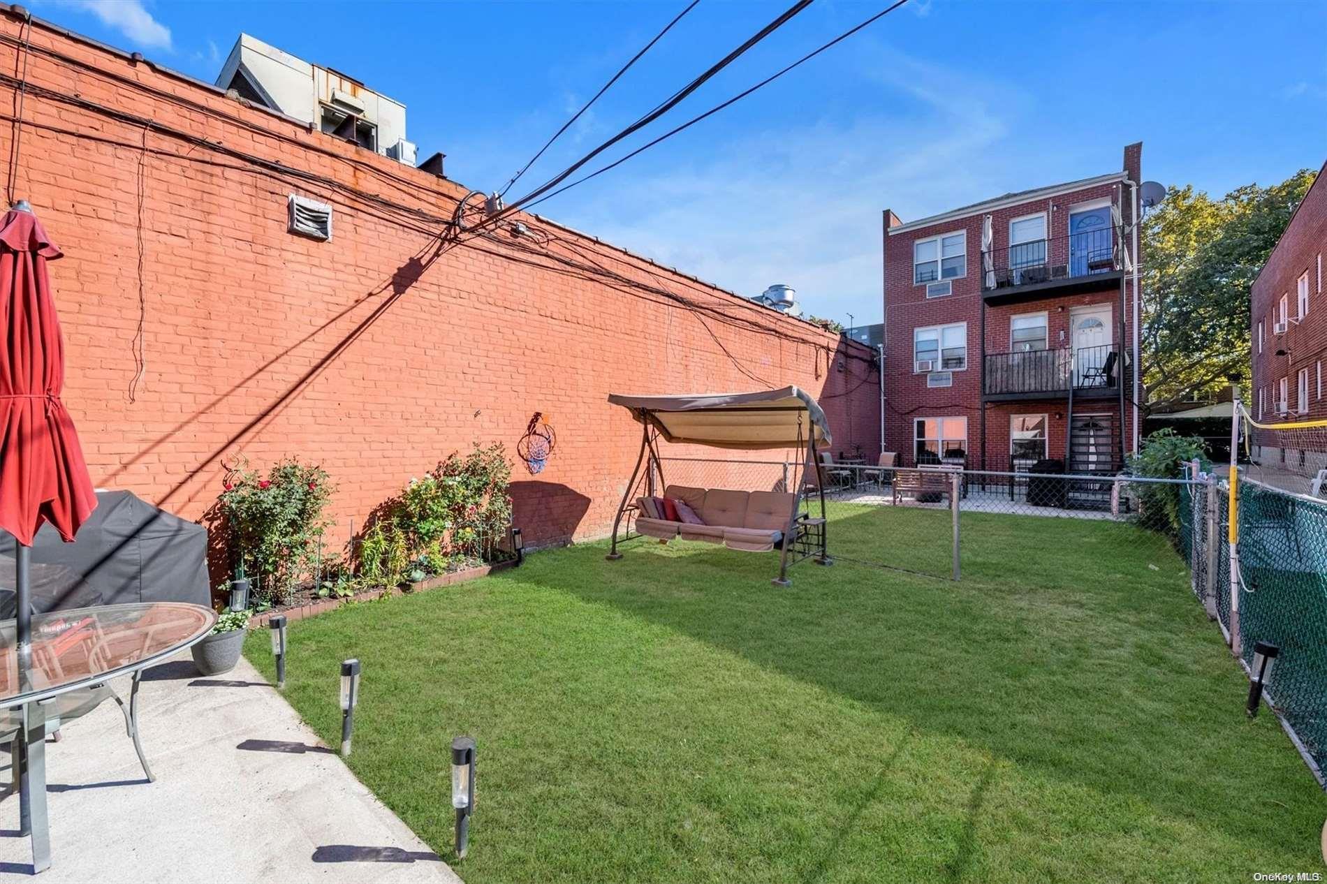 Single Family Fleet  Queens, NY 11379, MLS-L3584800-12