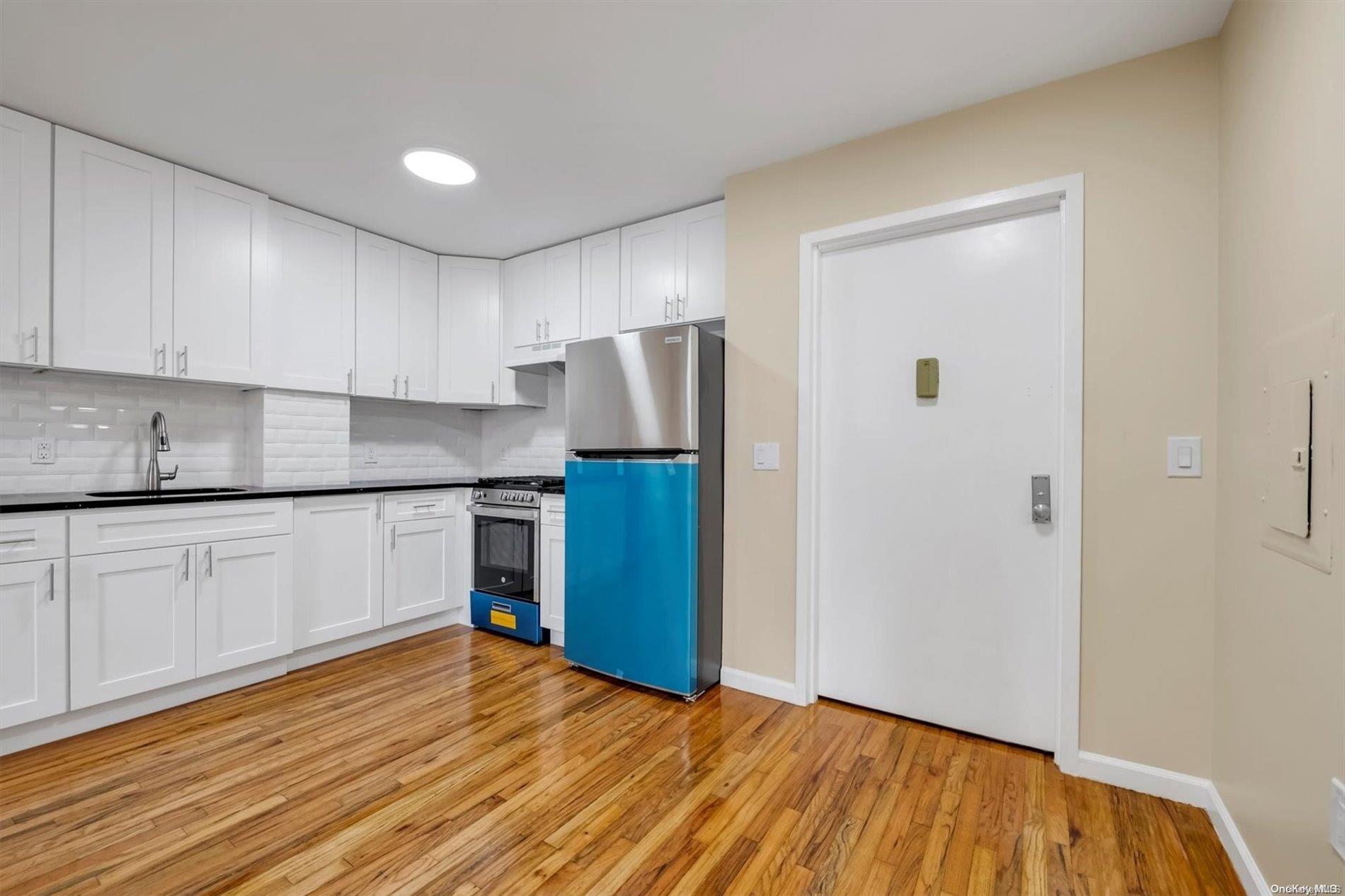 Single Family Fleet  Queens, NY 11379, MLS-L3584800-5