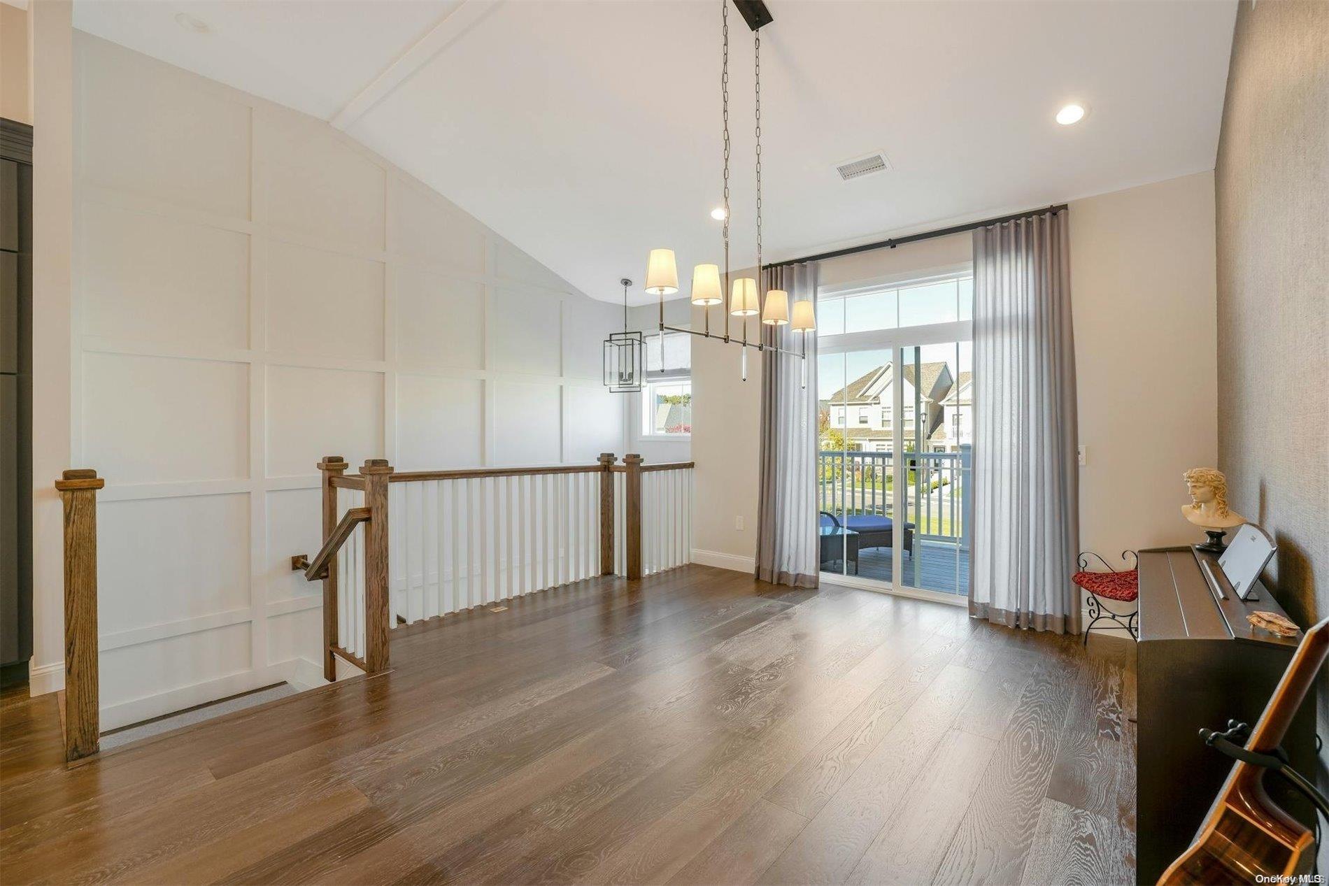 Condo Silver Timber  Suffolk County, NY 11980, MLS-L3584830-12