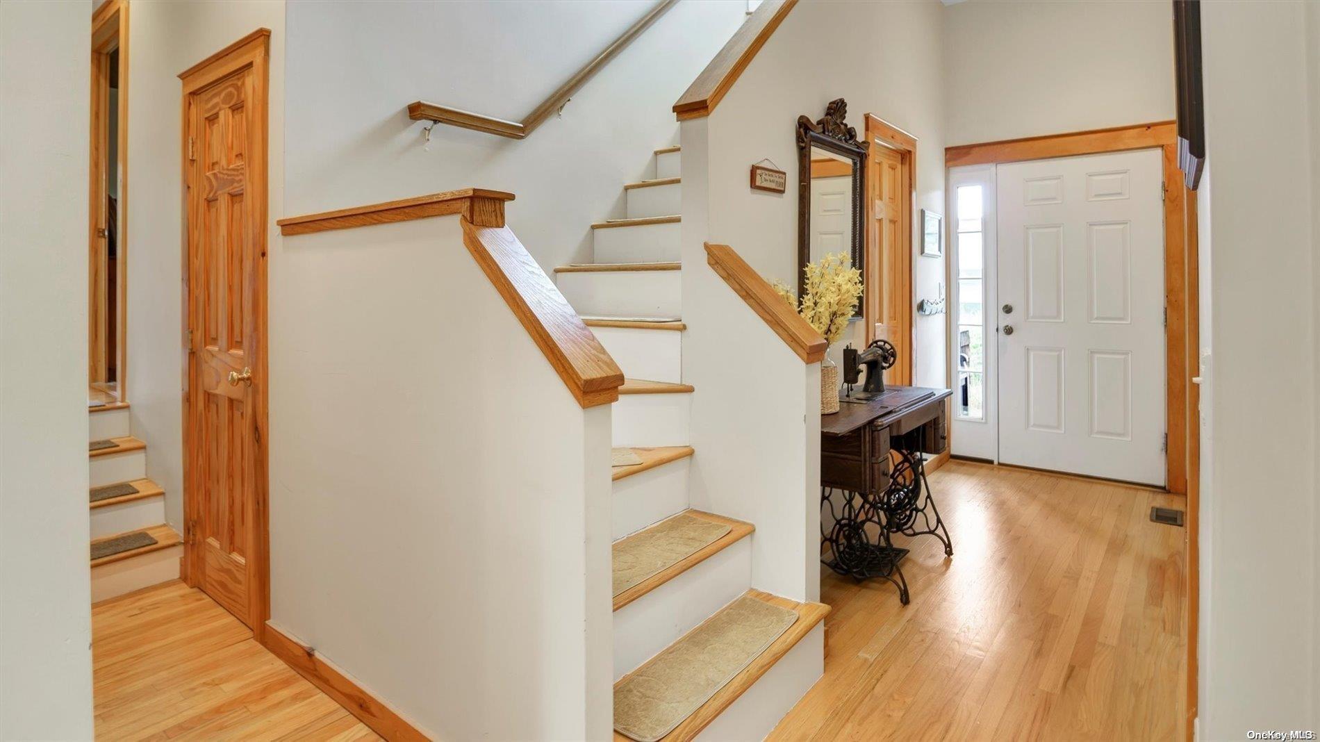 Single Family Oceanview  Suffolk County, NY 11968, MLS-L3584881-20