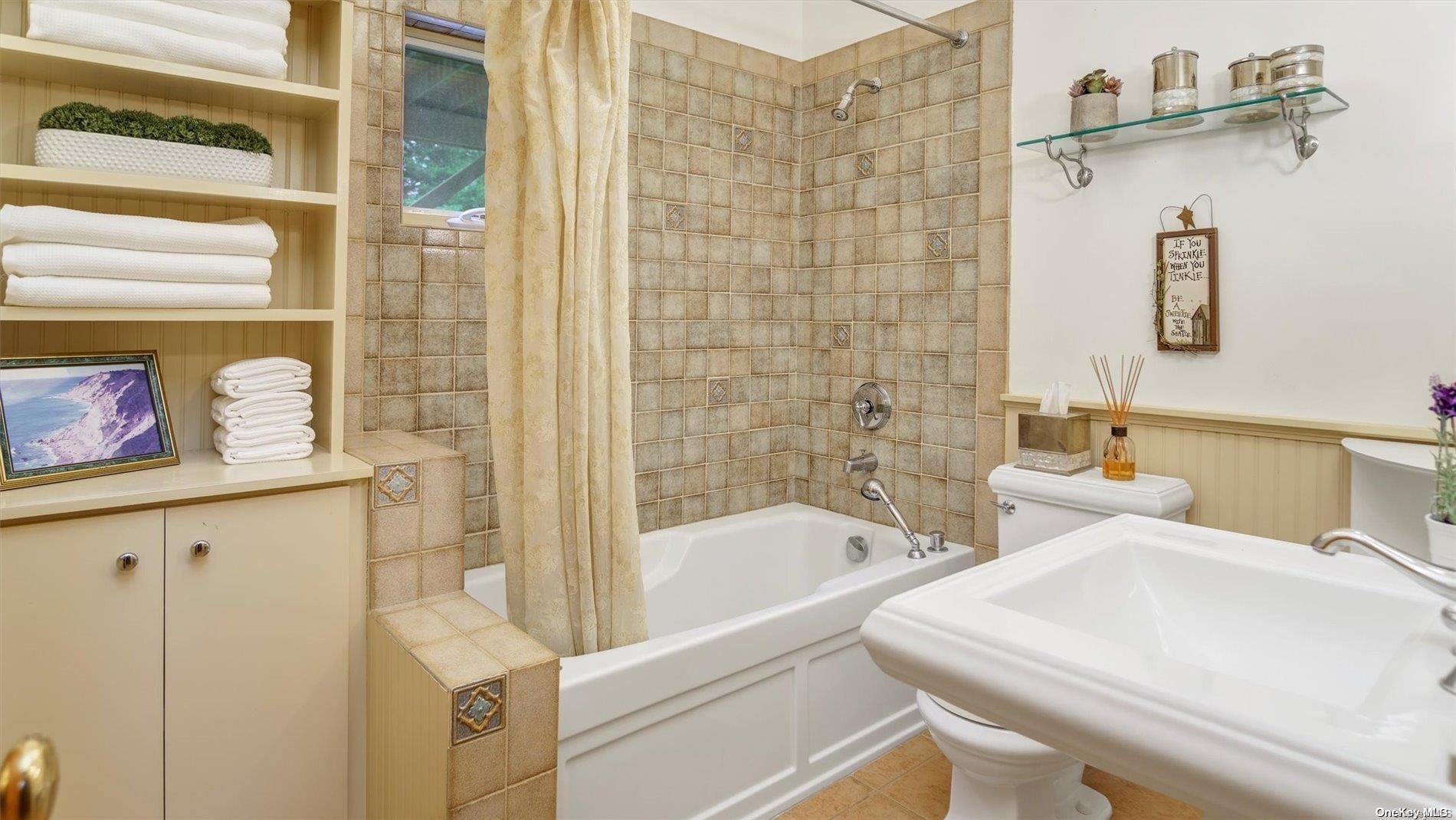 Single Family Oceanview  Suffolk County, NY 11968, MLS-L3584881-29