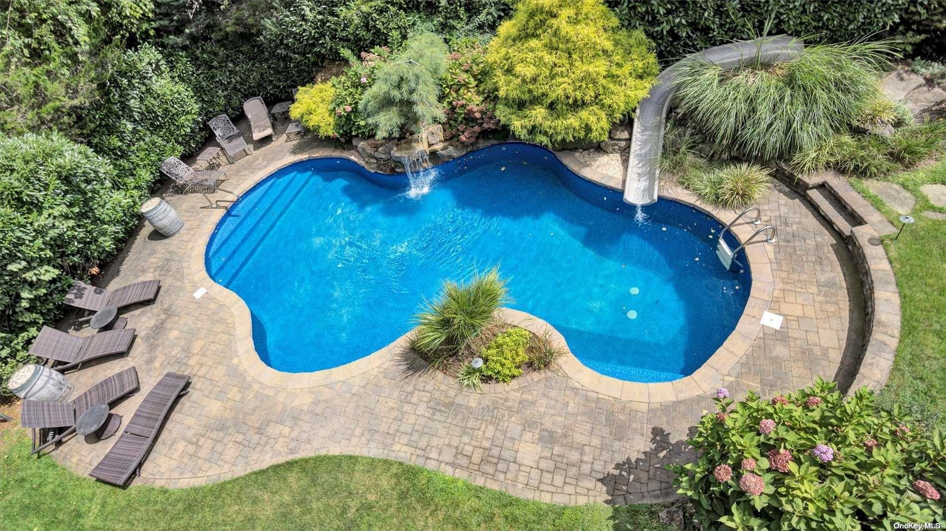 Single Family Oceanview  Suffolk County, NY 11968, MLS-L3584881-32