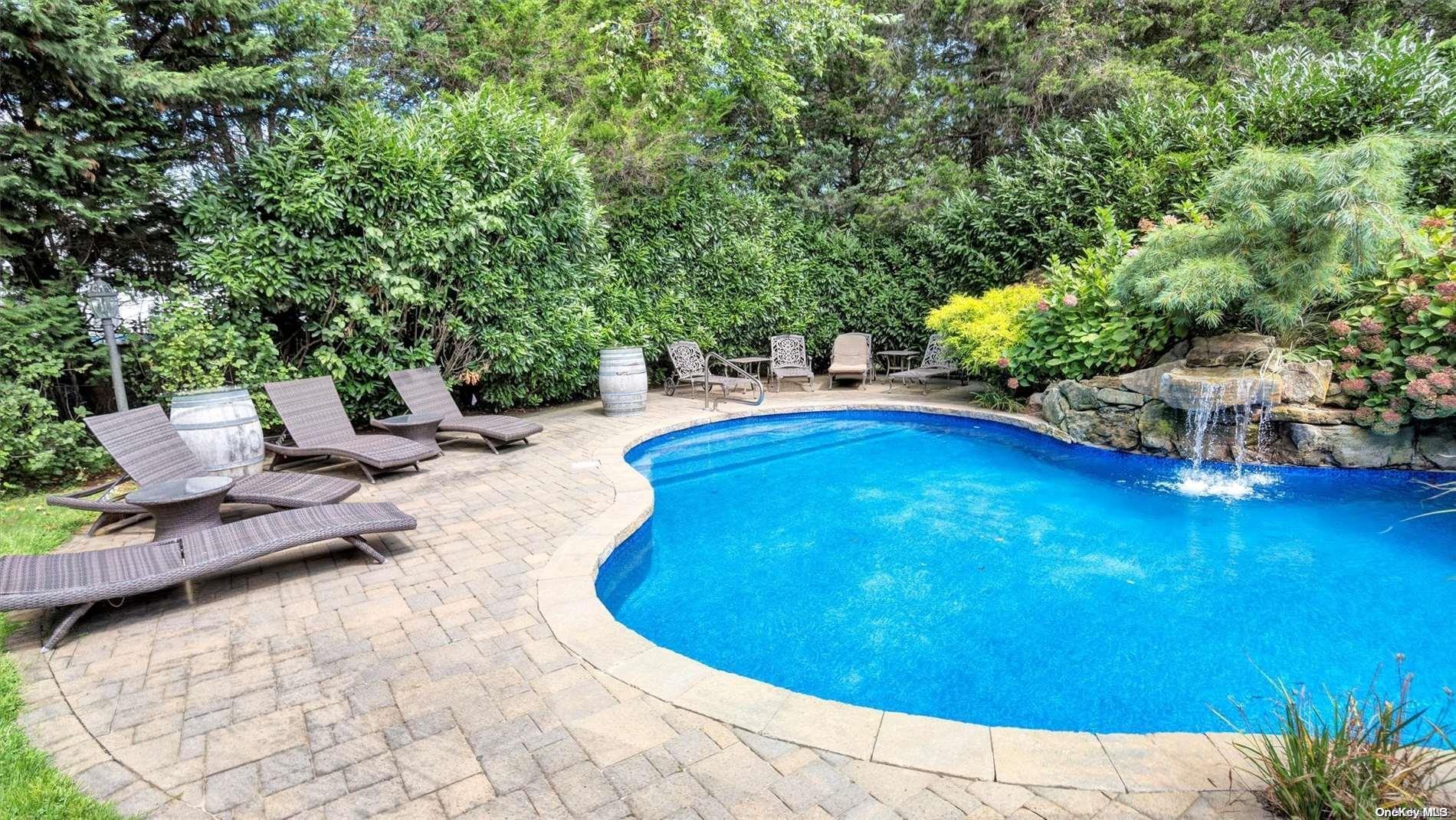 Single Family Oceanview  Suffolk County, NY 11968, MLS-L3584881-35