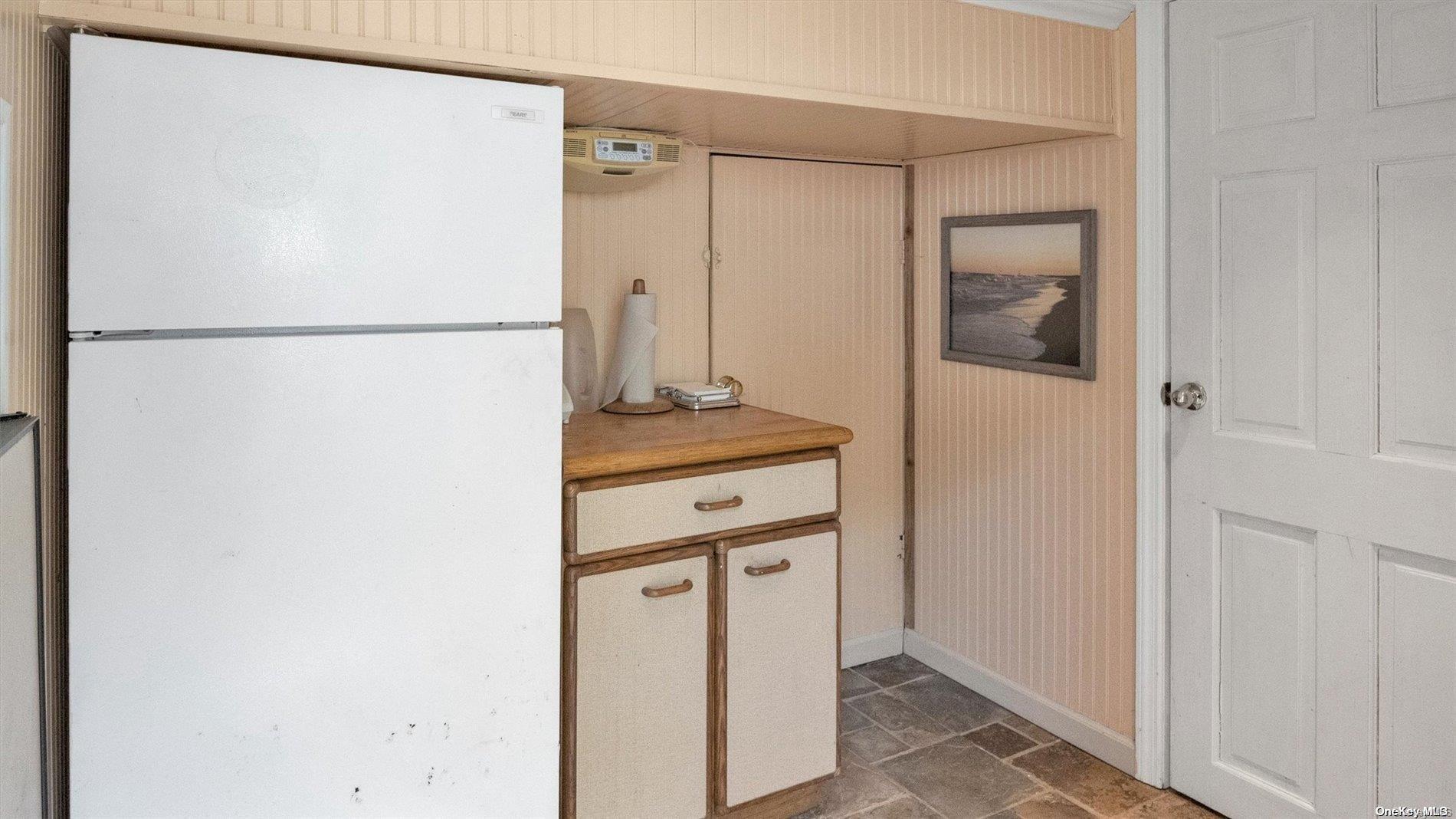 Single Family Oceanview  Suffolk County, NY 11968, MLS-L3584881-38