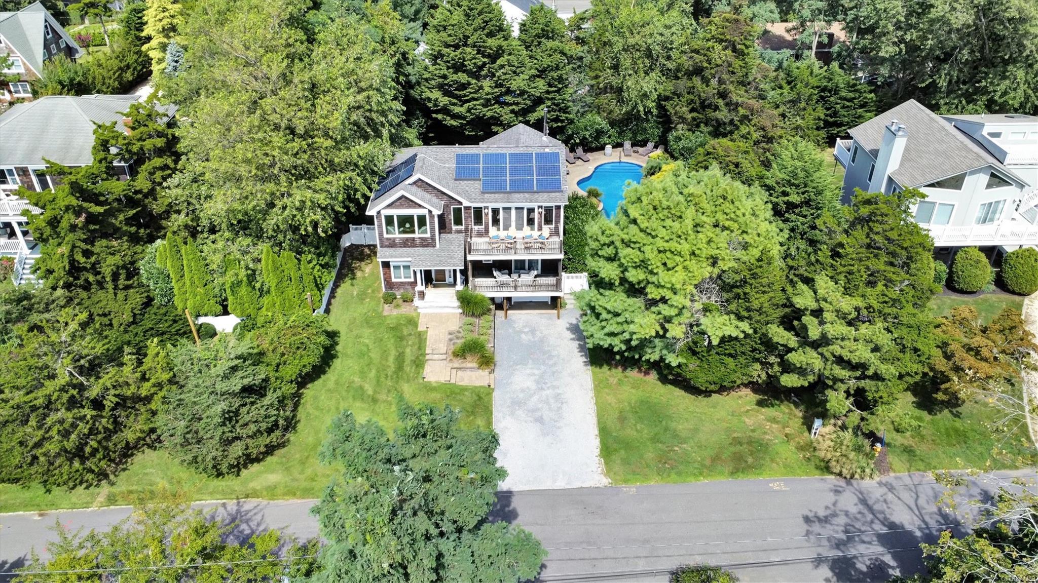 Single Family Oceanview  Suffolk County, NY 11968, MLS-L3584881-4