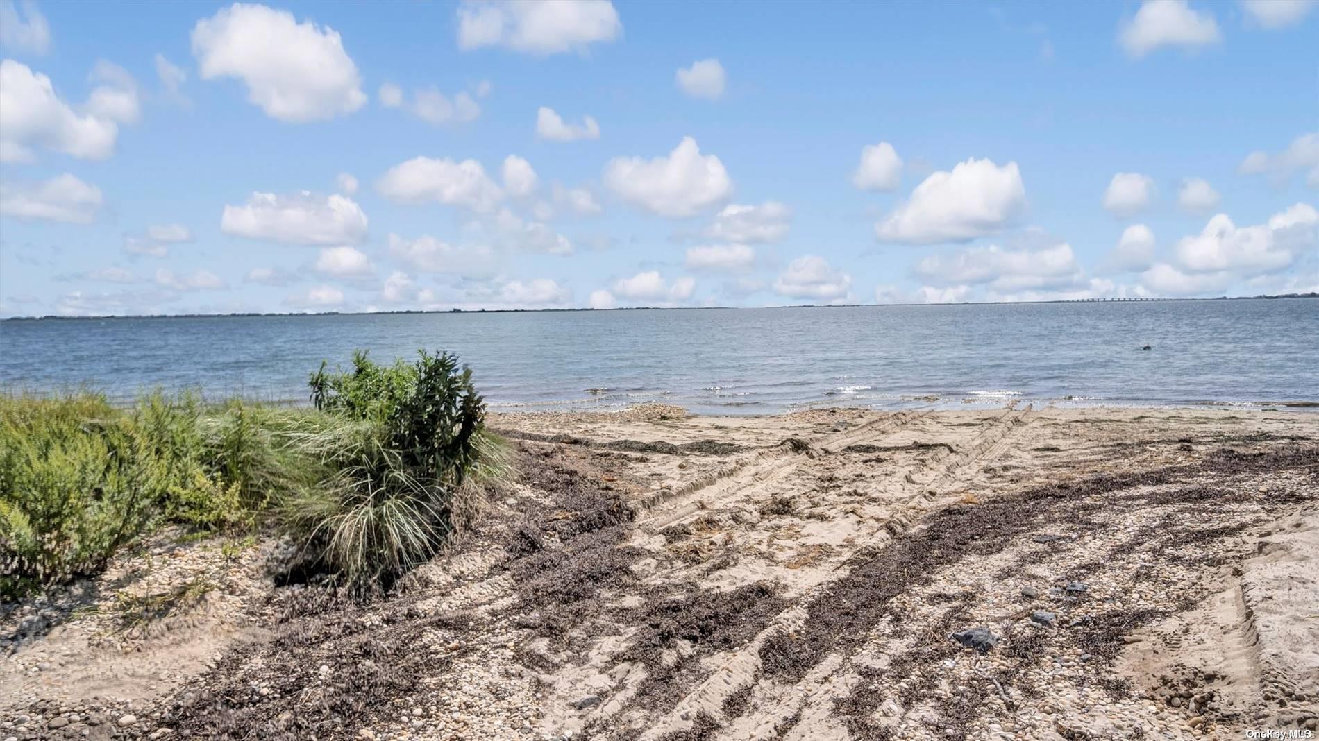 Single Family Oceanview  Suffolk County, NY 11968, MLS-L3584881-8