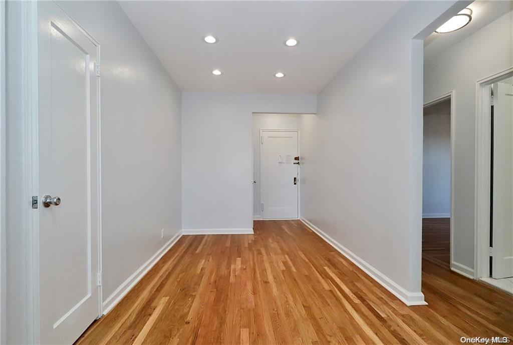 Coop Ocean  Brooklyn, NY 11235, MLS-L3585083-4