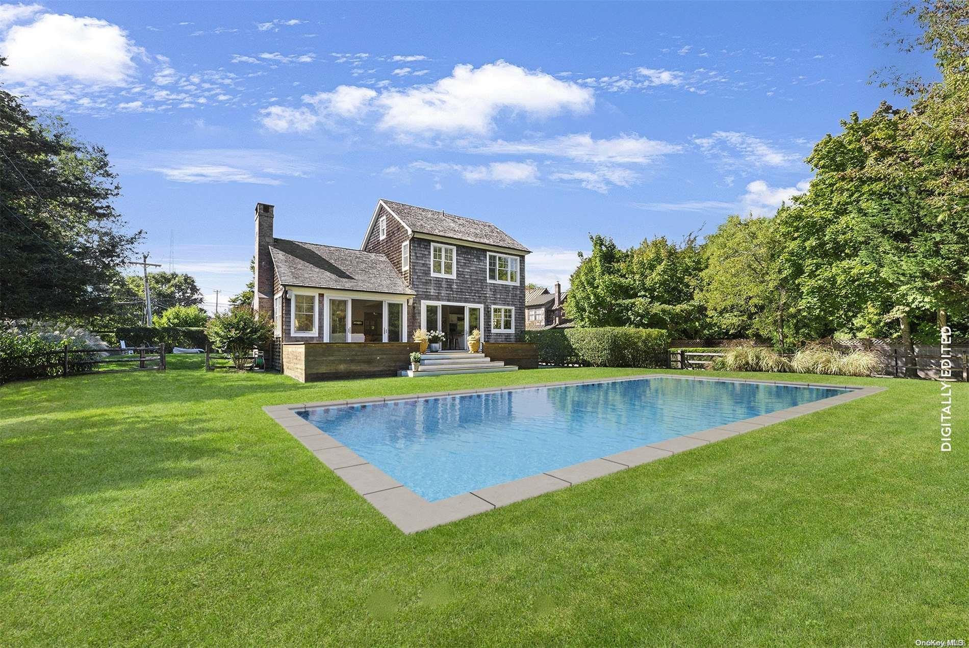 Single Family Glover  Suffolk County, NY 11963, MLS-L3585293-3